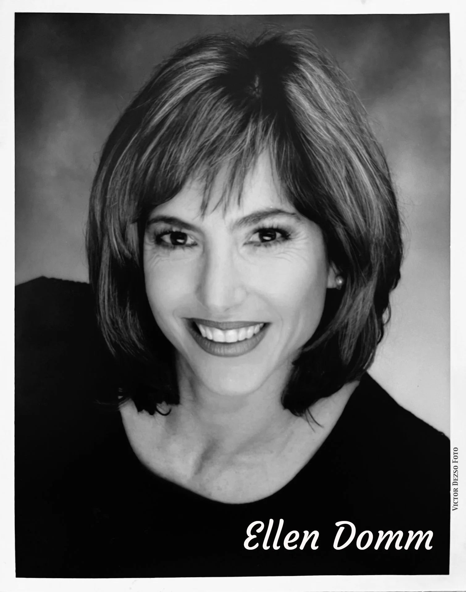 Ellen Domm_6592_5x6s.jpg