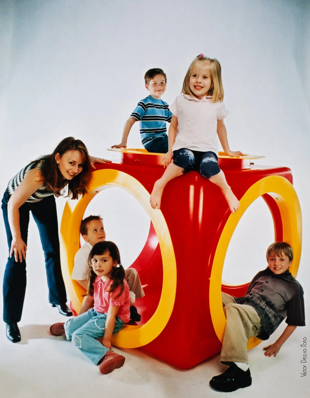 1990's_8891_4x5.jpg