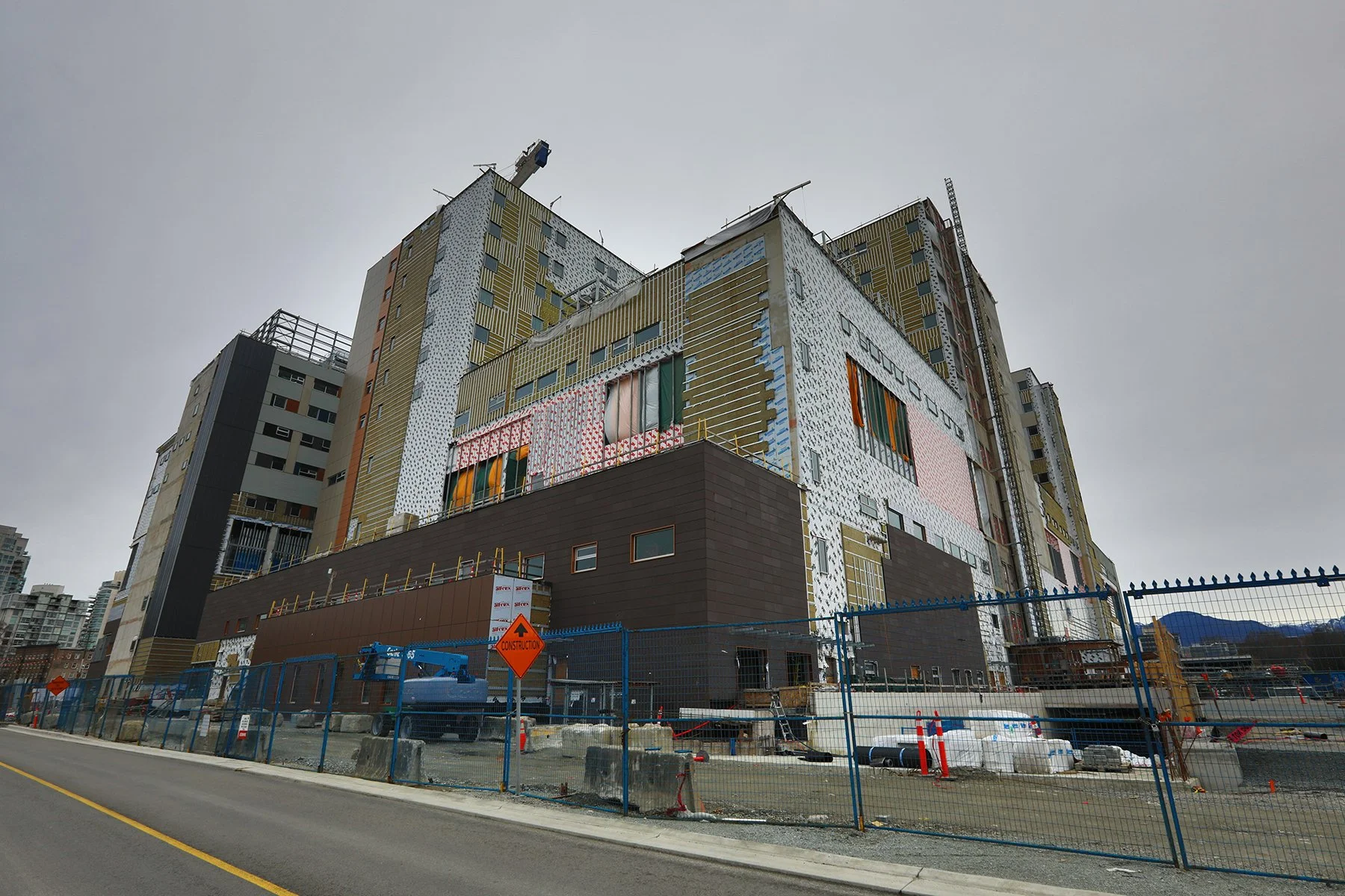 New St.Paul's Hospital Const_Feb 23_2025_HDR_5E9916_4x6.jpg