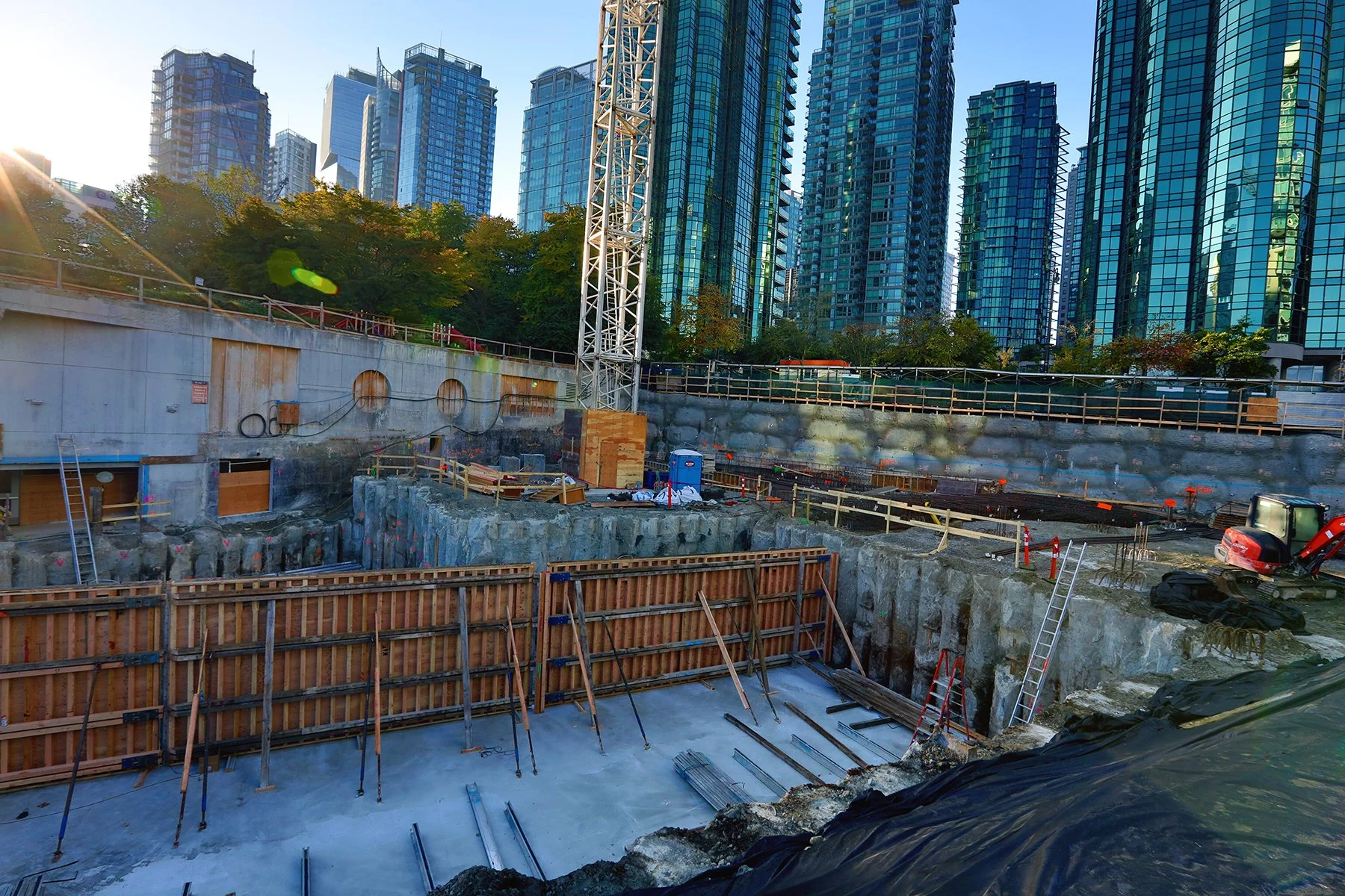 Coal Harbour Const_Oct 15_2022_HDR_5C3120_4x6.jpg