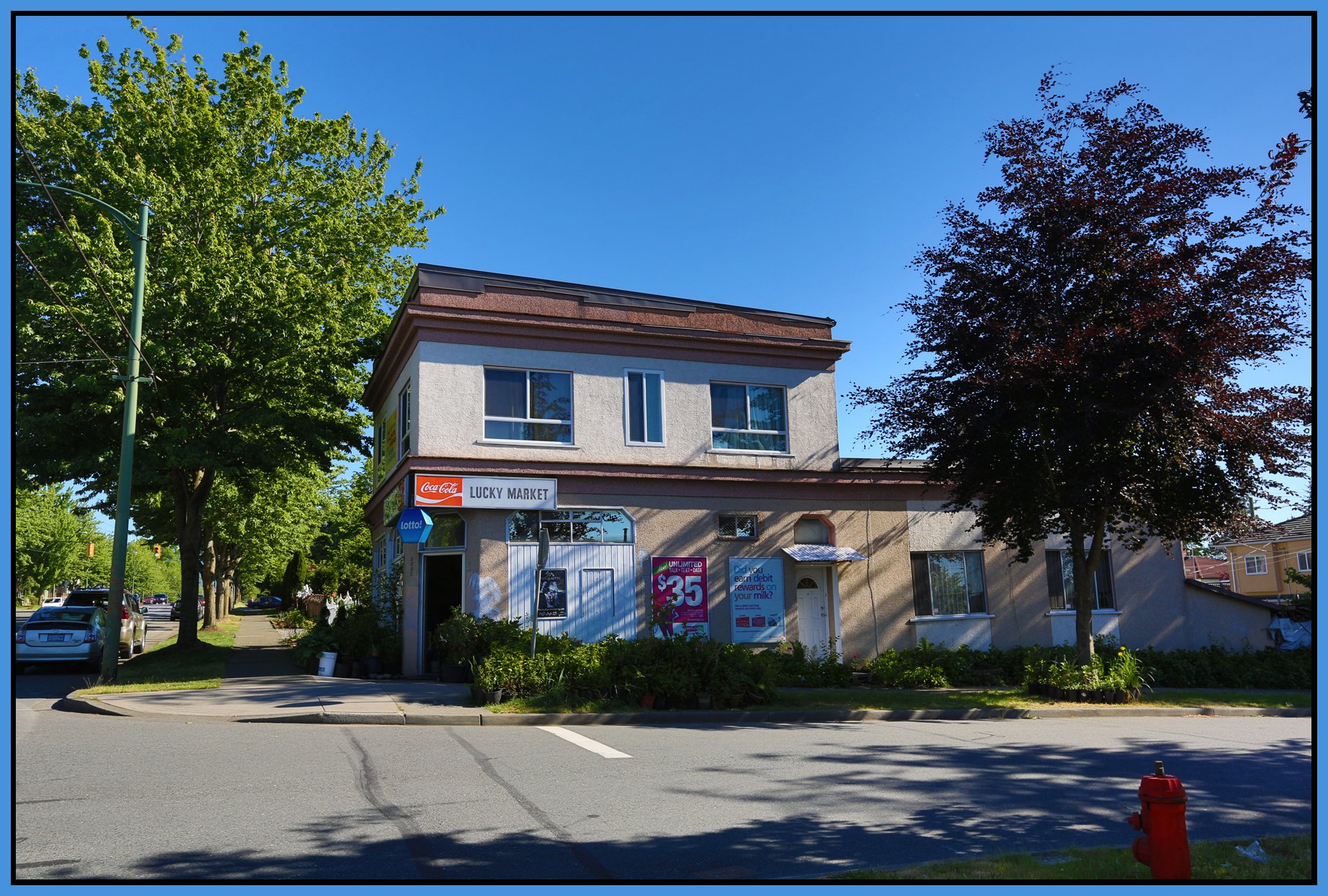 Lucky Market on Nanaimo_May 10_2016_HDR_K1634_4x6s.jpg