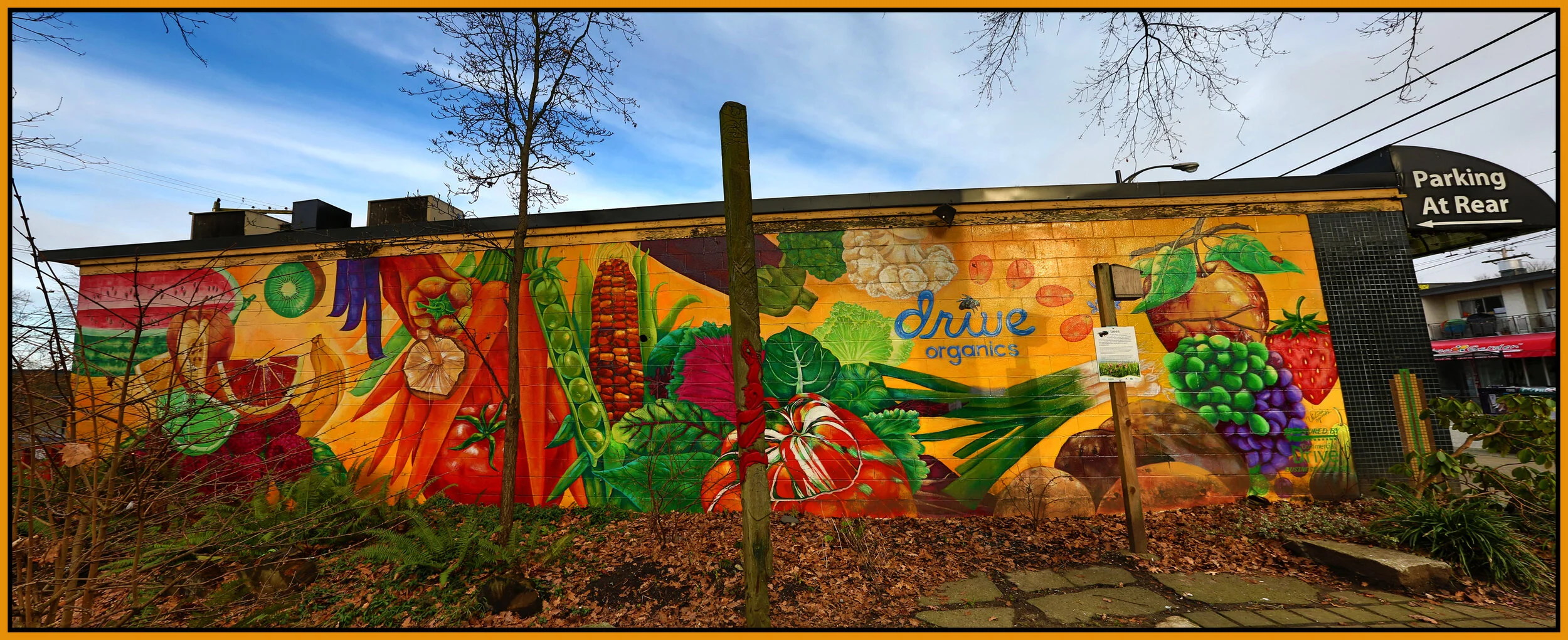 Commercial Dr Mural_Jan 19_2014_HDR_Pan_E2508b_4x10s.jpg