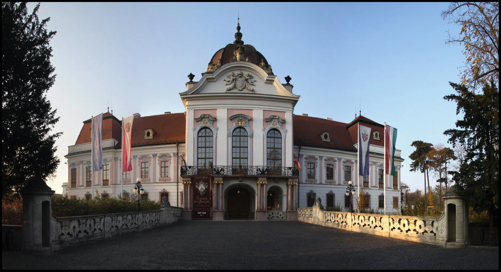 Gödölö Vár_Nov 5_2011_Pan_5616_4x7s.jpg