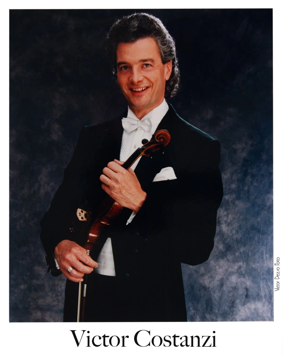 Victor Costanzi_7663_4x5.jpg