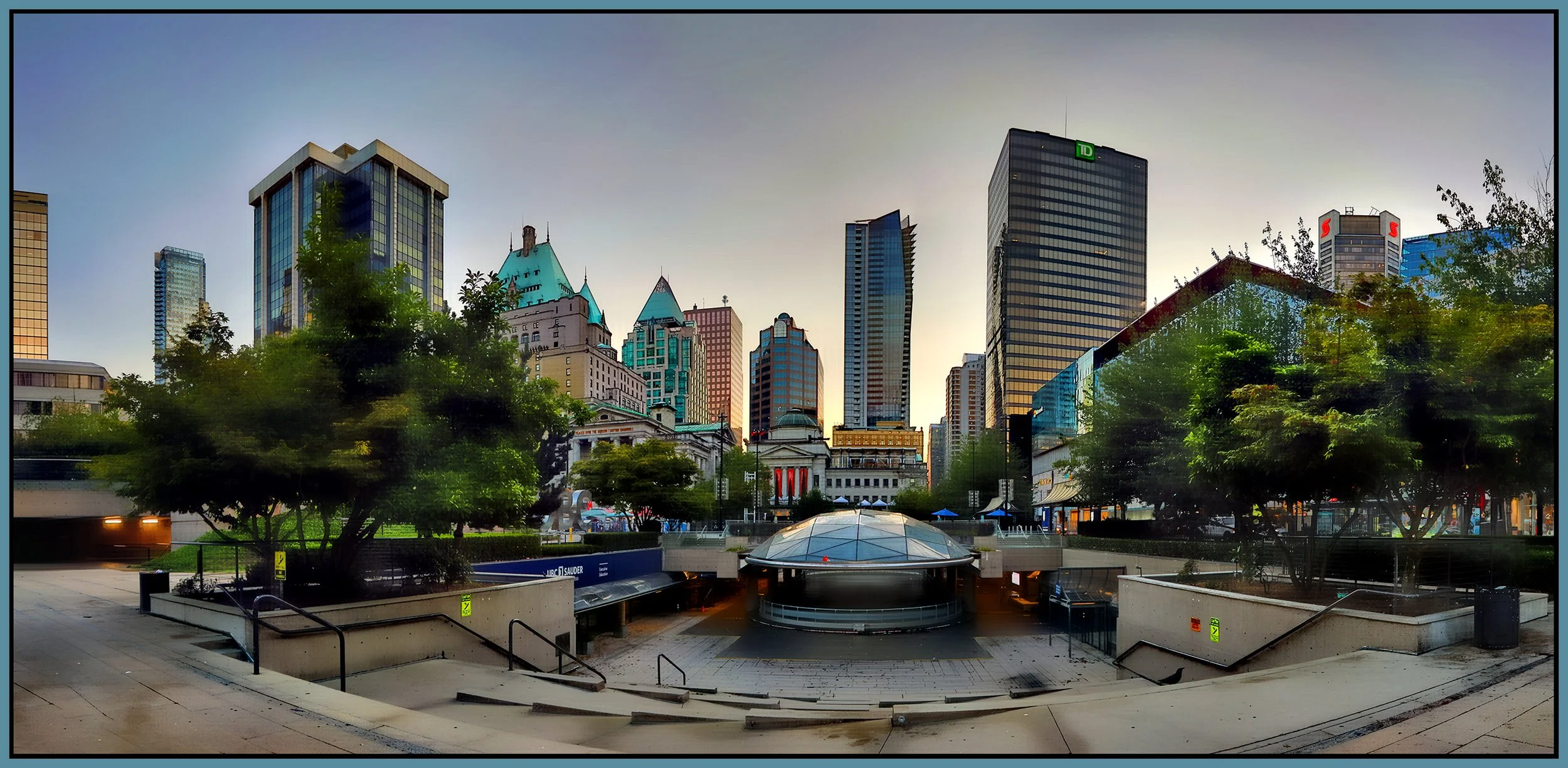 Robson Sq LkgN_Jul 28_2022_HDR_Pan_5B3530_1_peHdr2013_1_4x8s.jpg