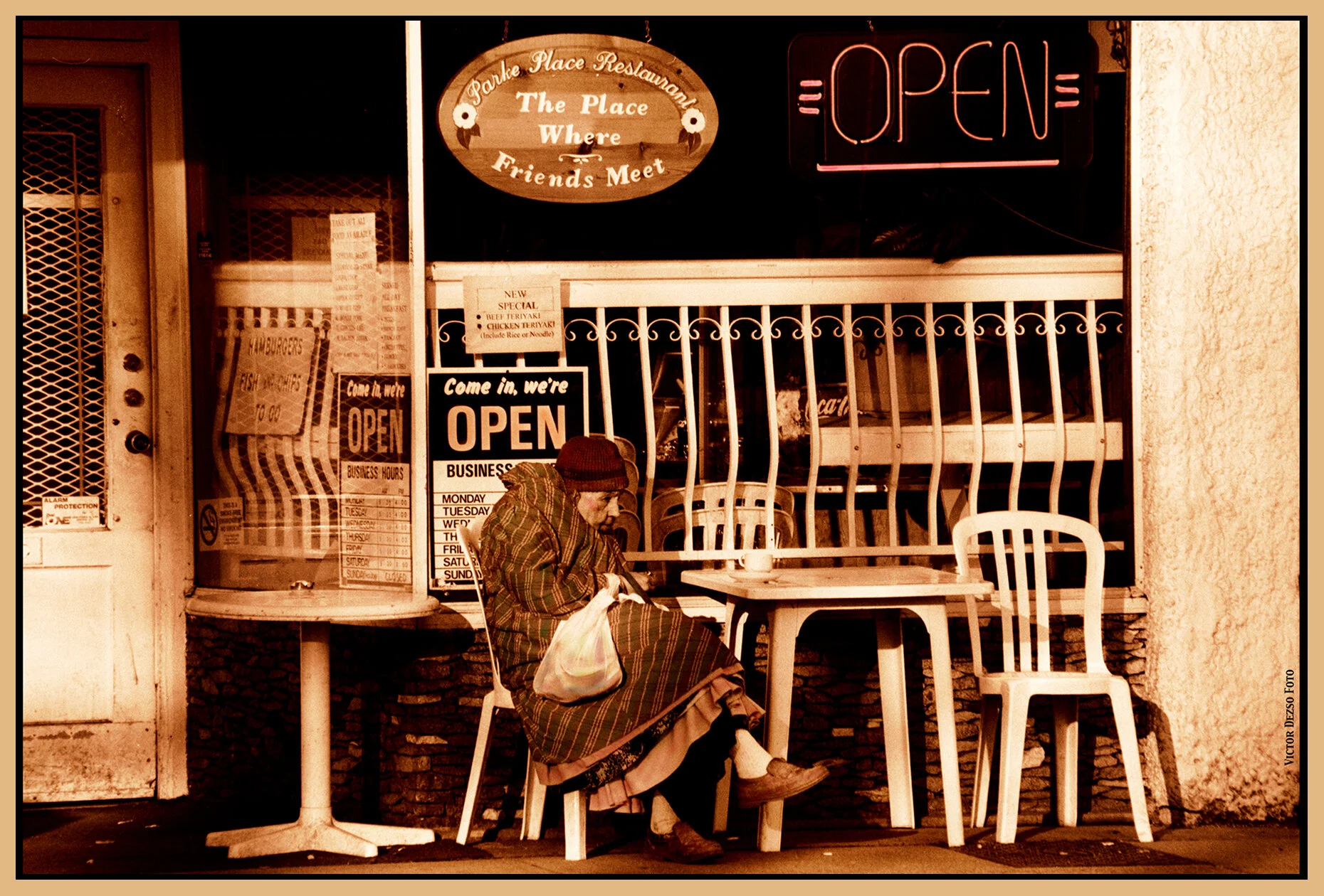 Old Lady on Powell St_4x6s.jpg