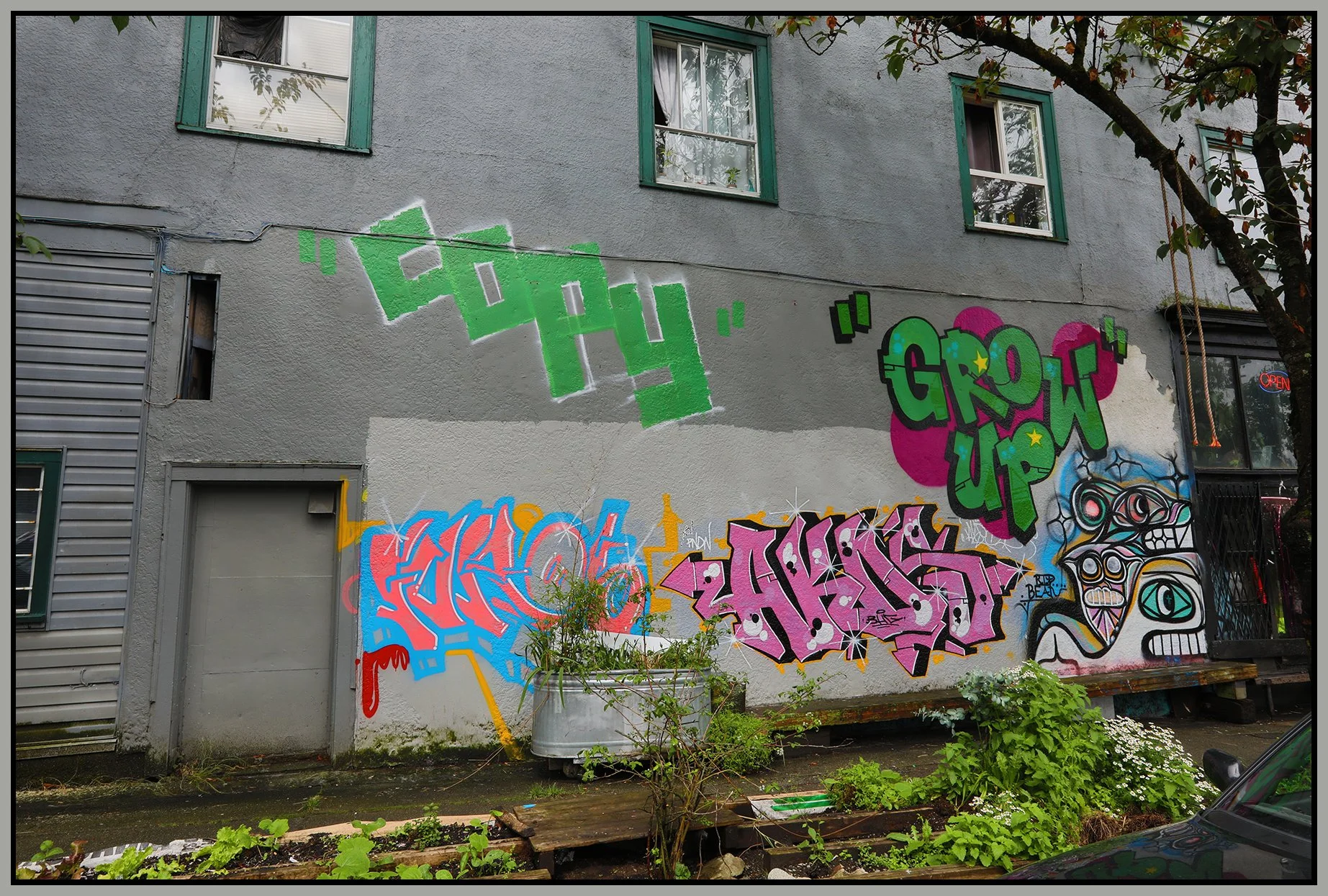 Vernon Dr Mural_Jul 7_2022_HDR_5B0113_4x6s.jpg