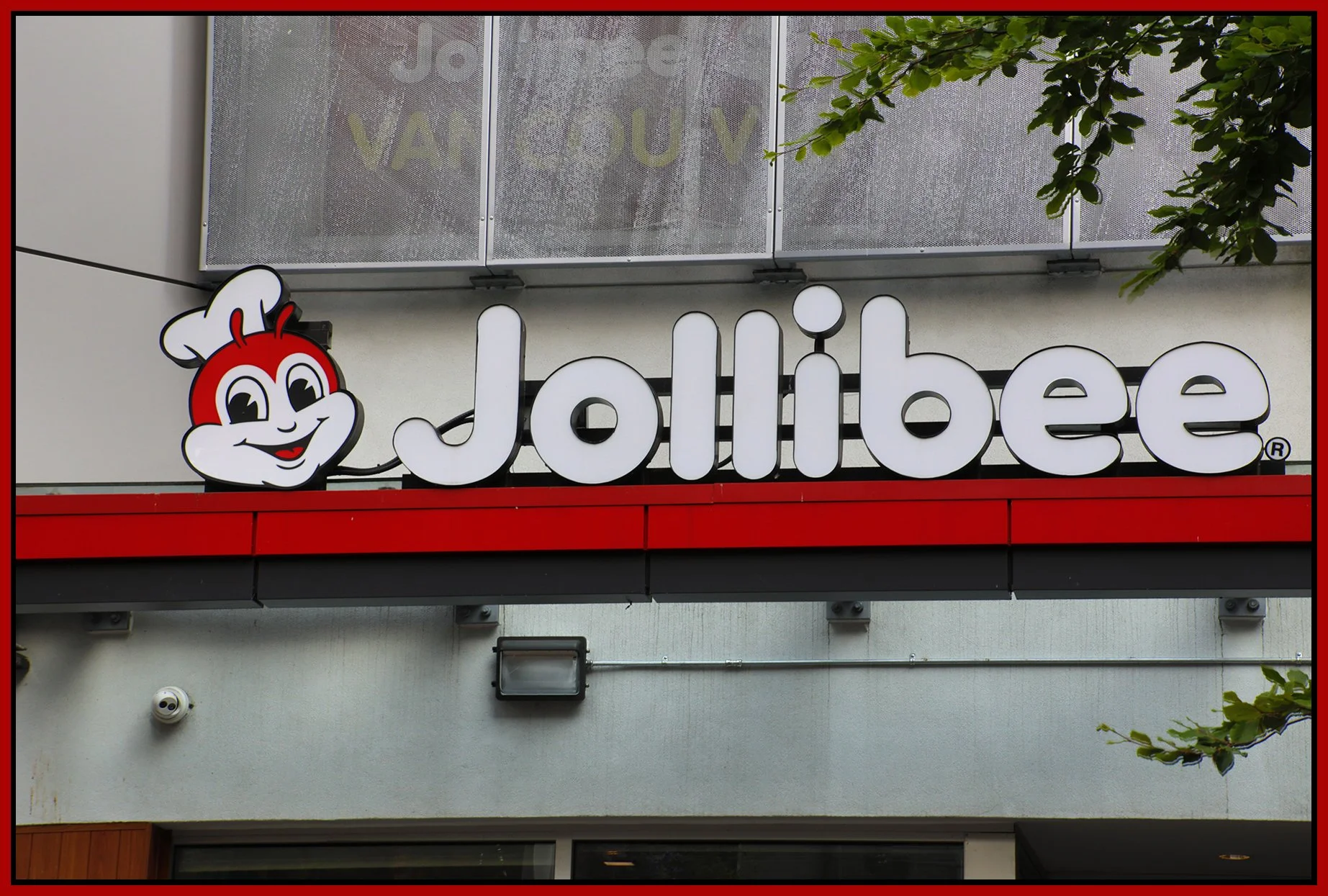 Jollibee Sign_Aug 15_2026_HDR_4L0475_4x6s.jpg