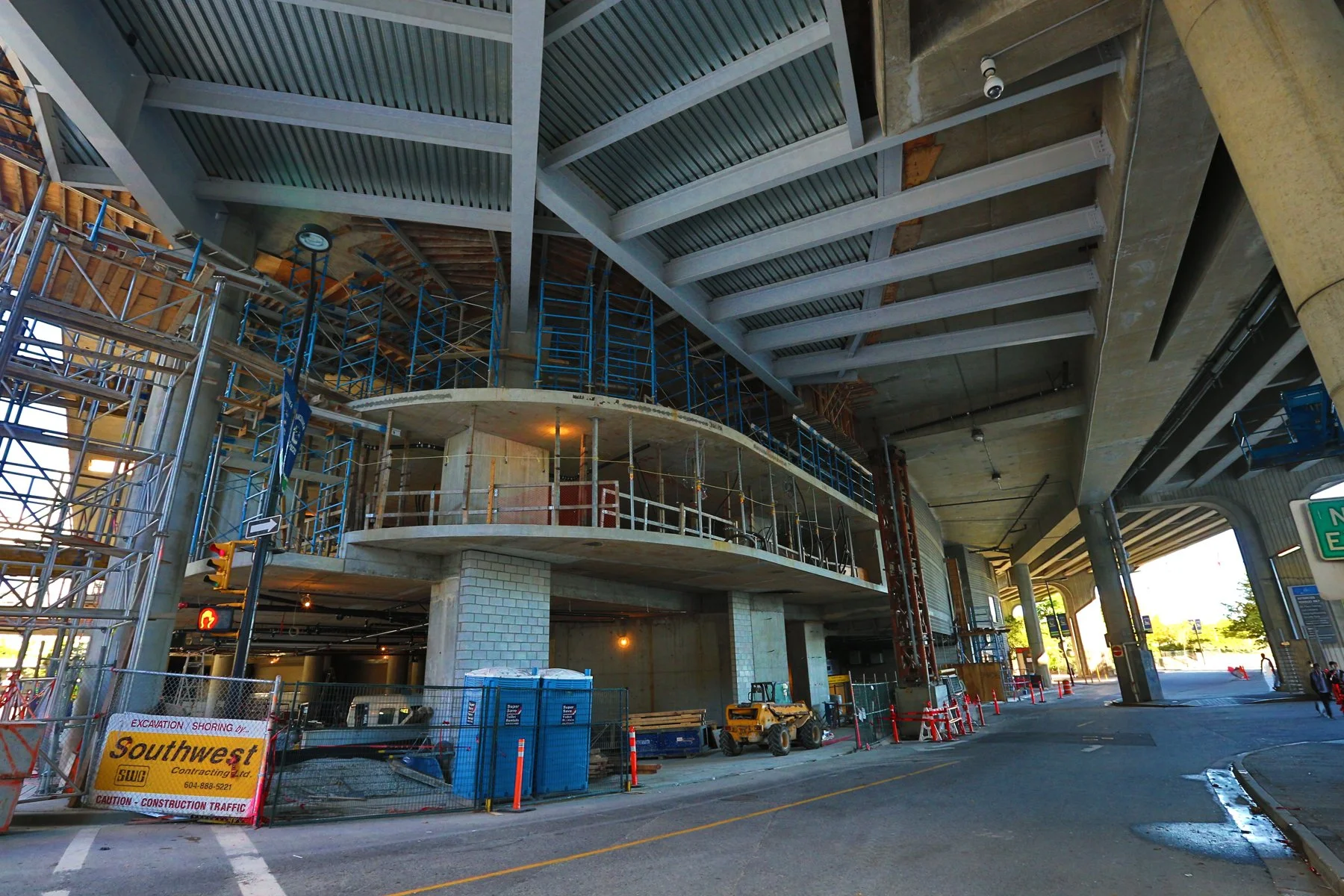 Expo Blvd Const_Sep 25_2013_HDR_B7978_4x6.jpg