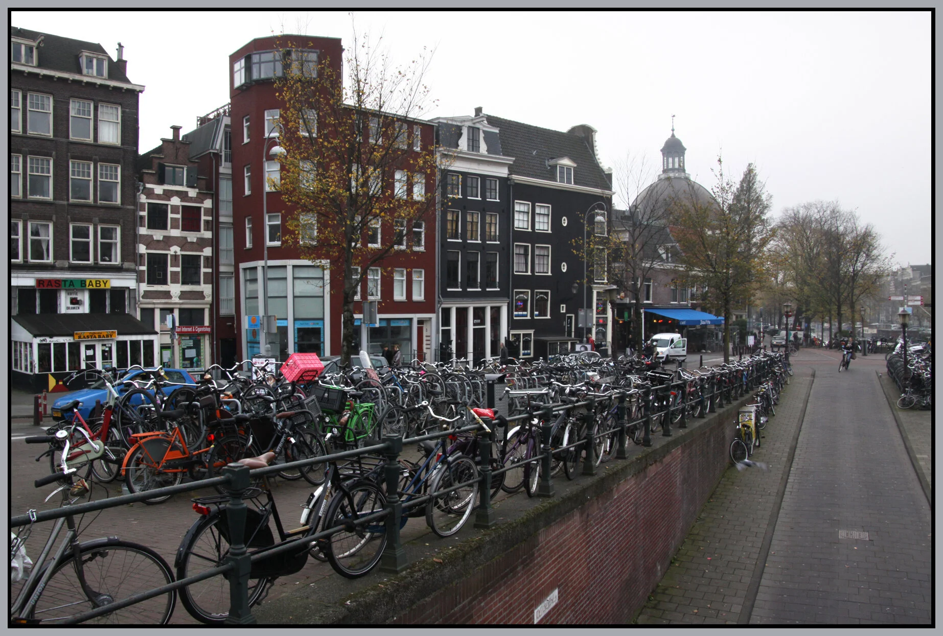 Amsterdam_Nov 8_2011_6668_4x6s.jpg