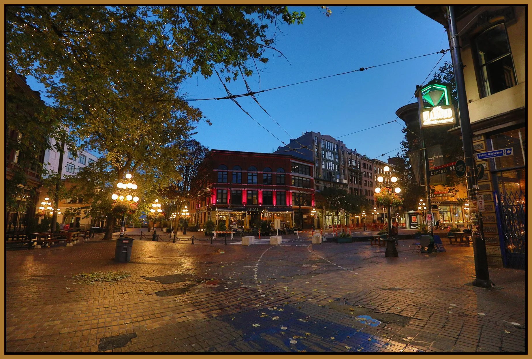Gastown Maple Tree Sq_Oct 5_2022_HDR_5C0290_4x6s.jpg