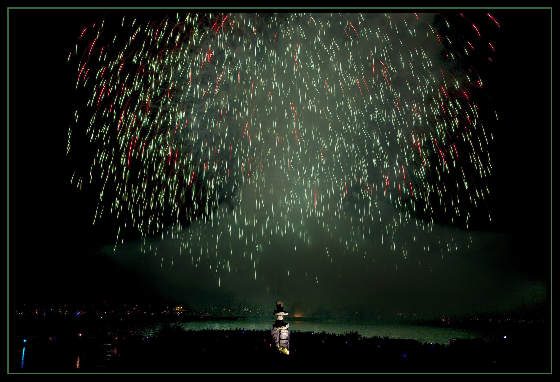 Fireworks_Aug 1 09_5194_4x6s.jpg