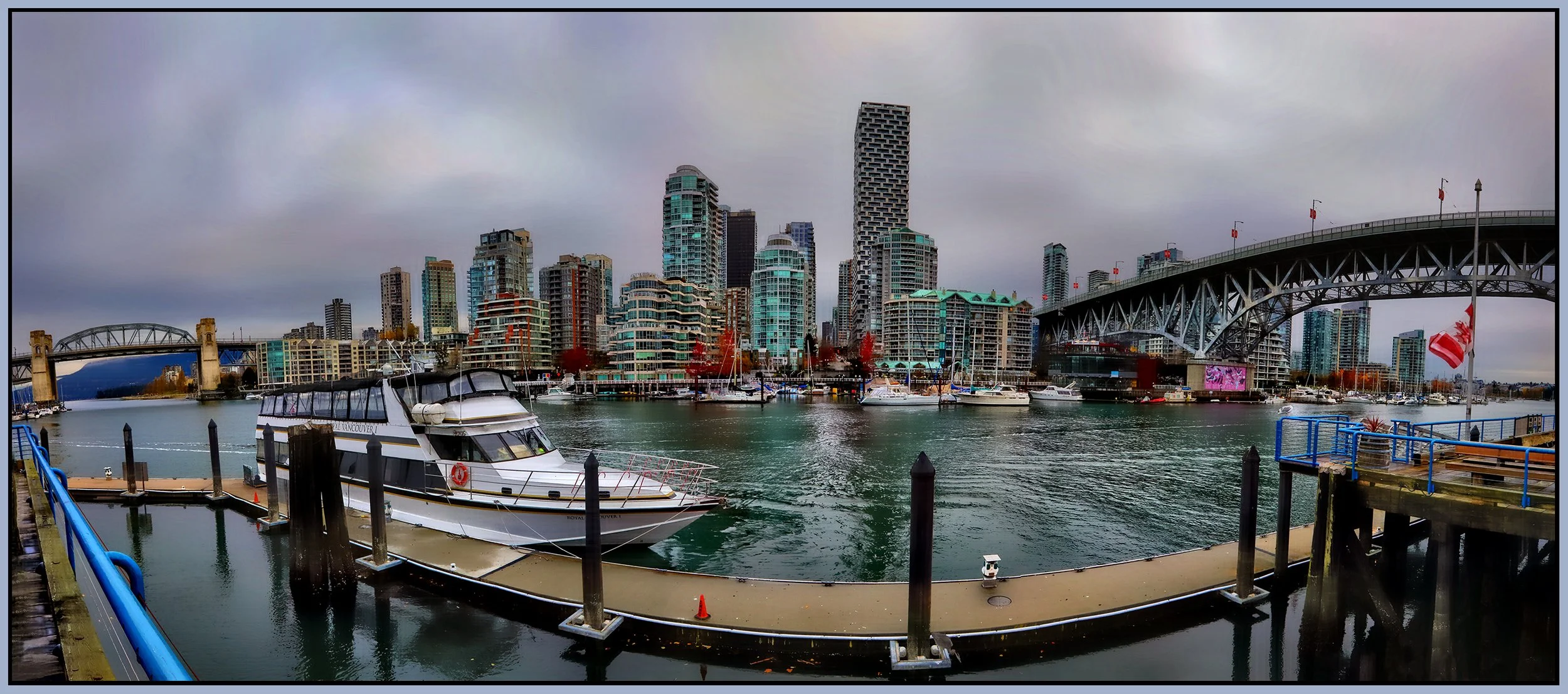 Granville Island LkgN_Nov 9_2021_HDR_Pan_5A0216_1_peHdr2013_1_4x9s.jpg