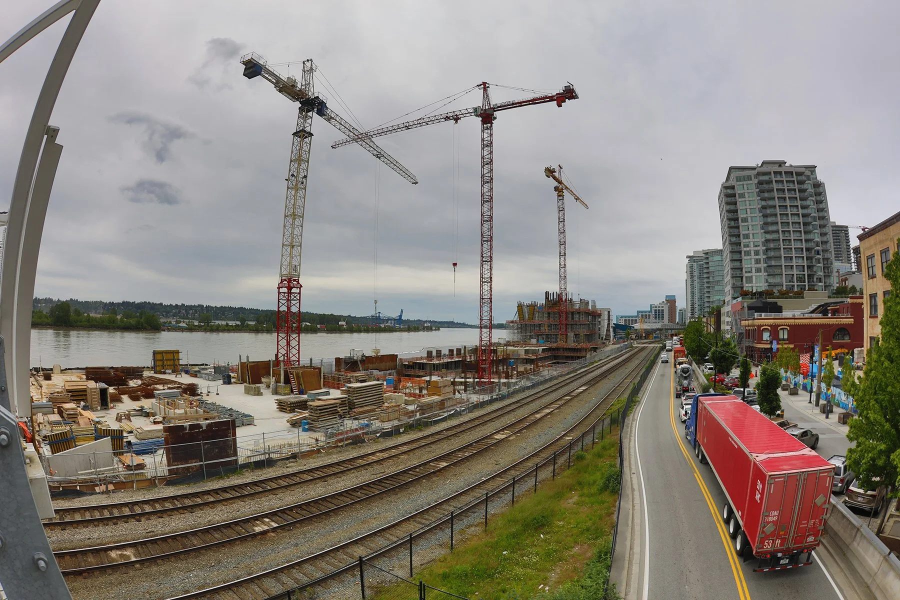 New West Waterfront Const_May 26_2022_HDR_4G9785_4x6.jpg