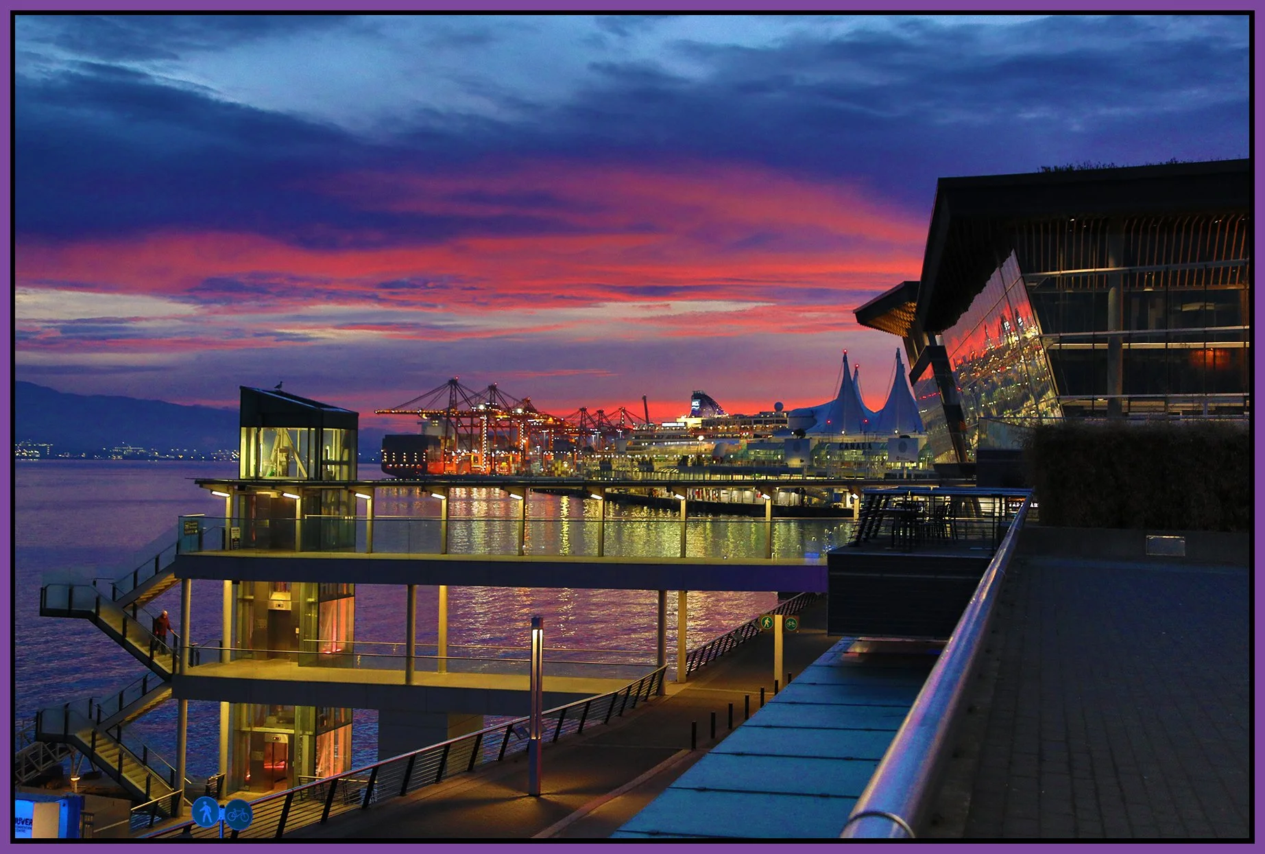 Vancouver Harbour_Oct 10_2022_HDR_4H3214_4x6s.jpg