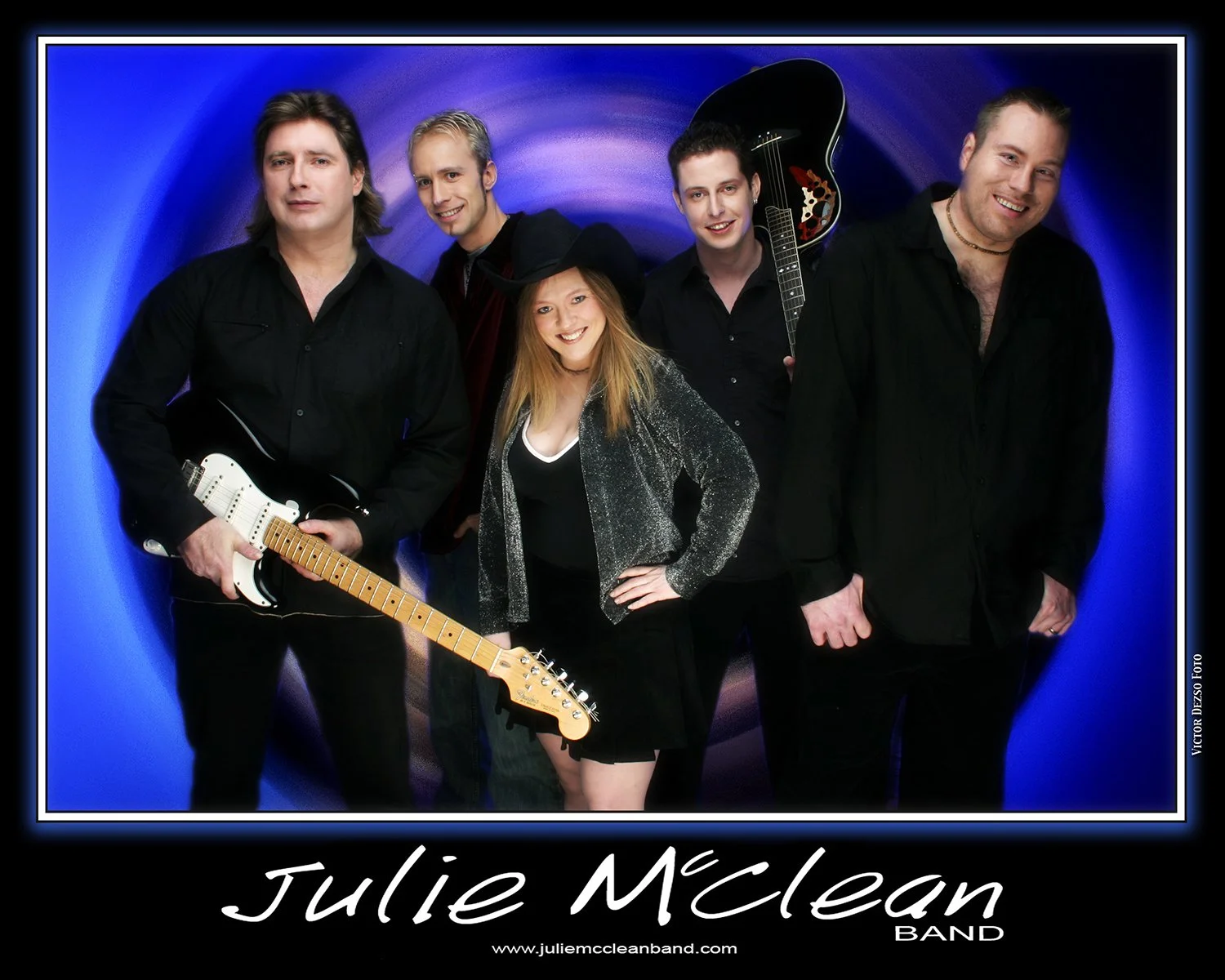 Julie Mclean Band_Dec 18_2004_2852_2.2.1_4x5.jpg