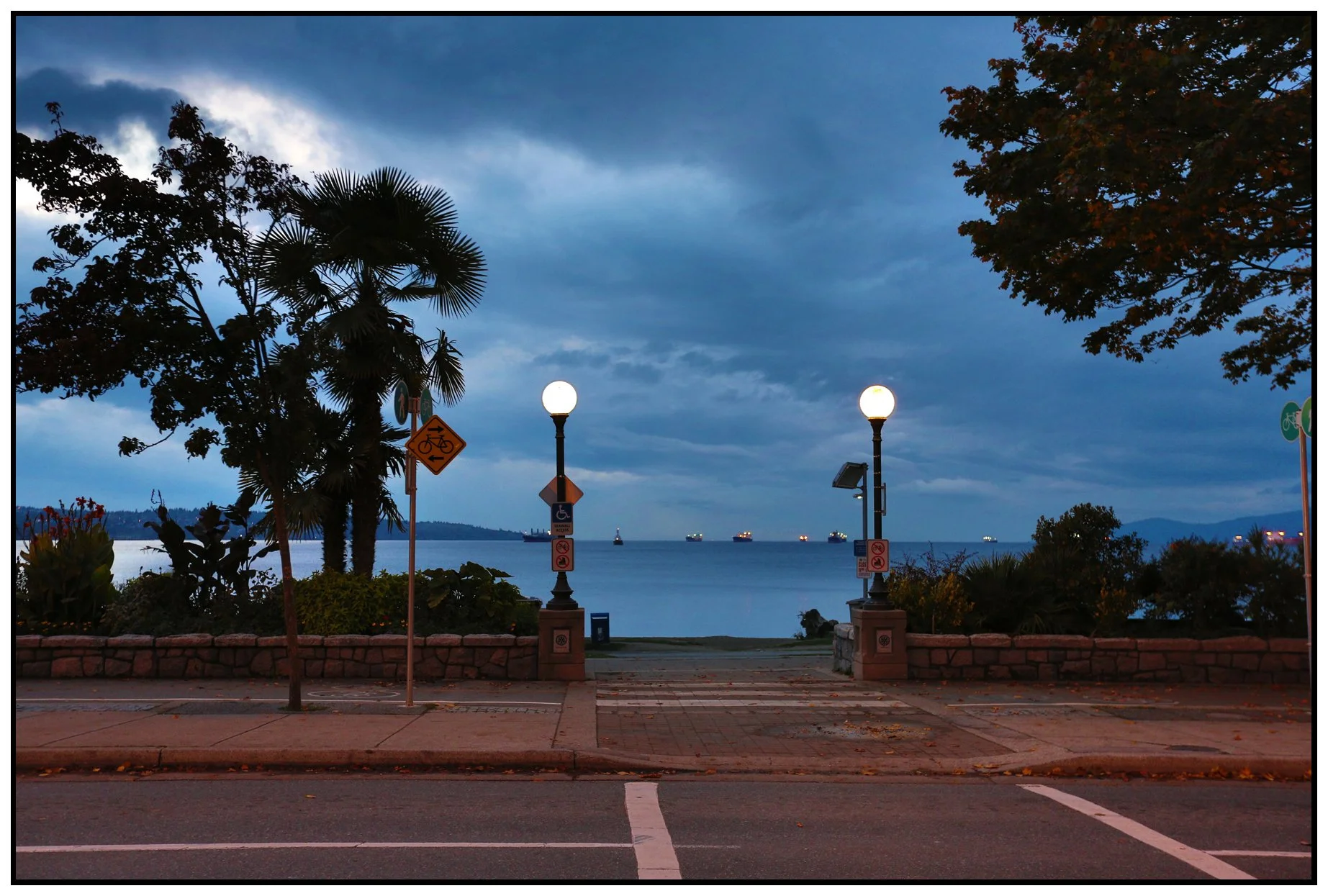 English Bay Crosswalk_Oct 9_2015_HDR_H3683_4x6s.jpg