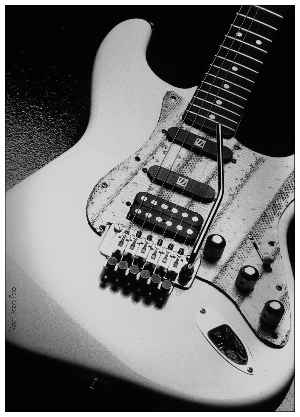 Fender Guitar_9484_4x6.jpg