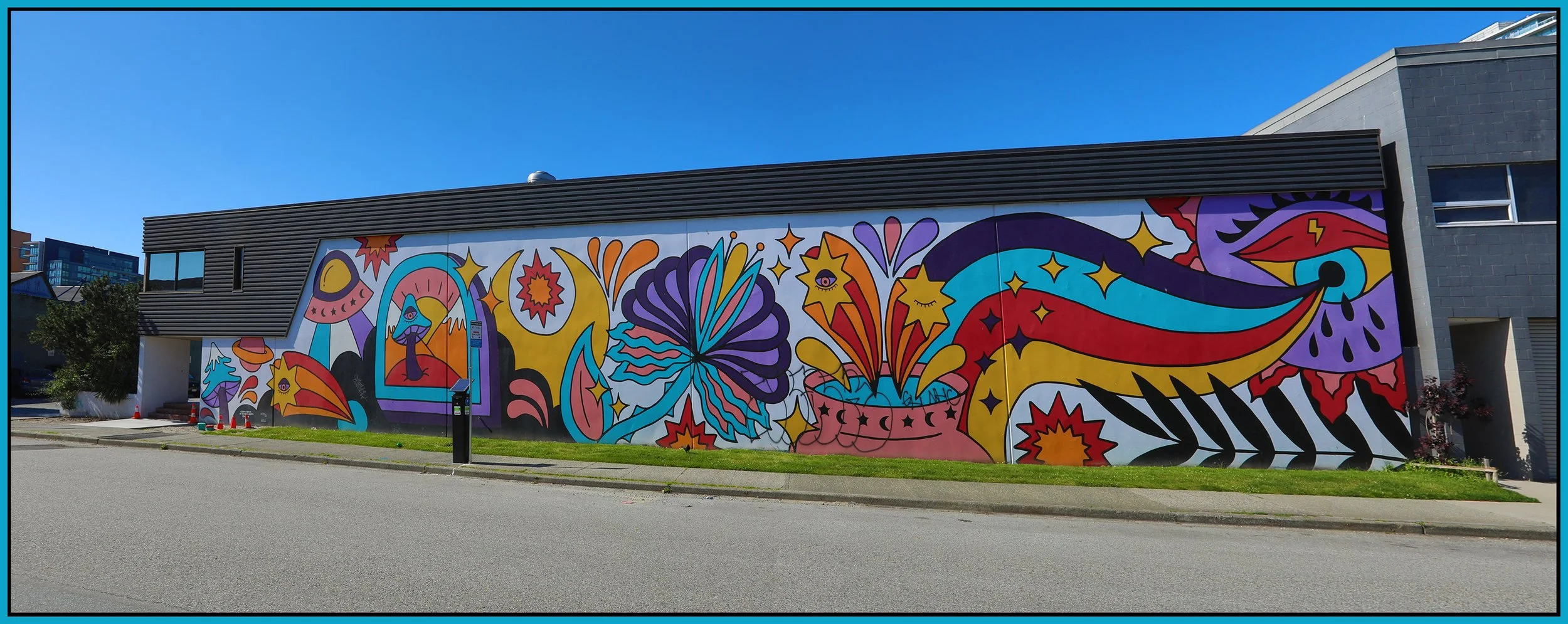31 W 3rd Ave Mural_Jun 9_2024_HDR_Pan_4J0574_4x10s.jpg