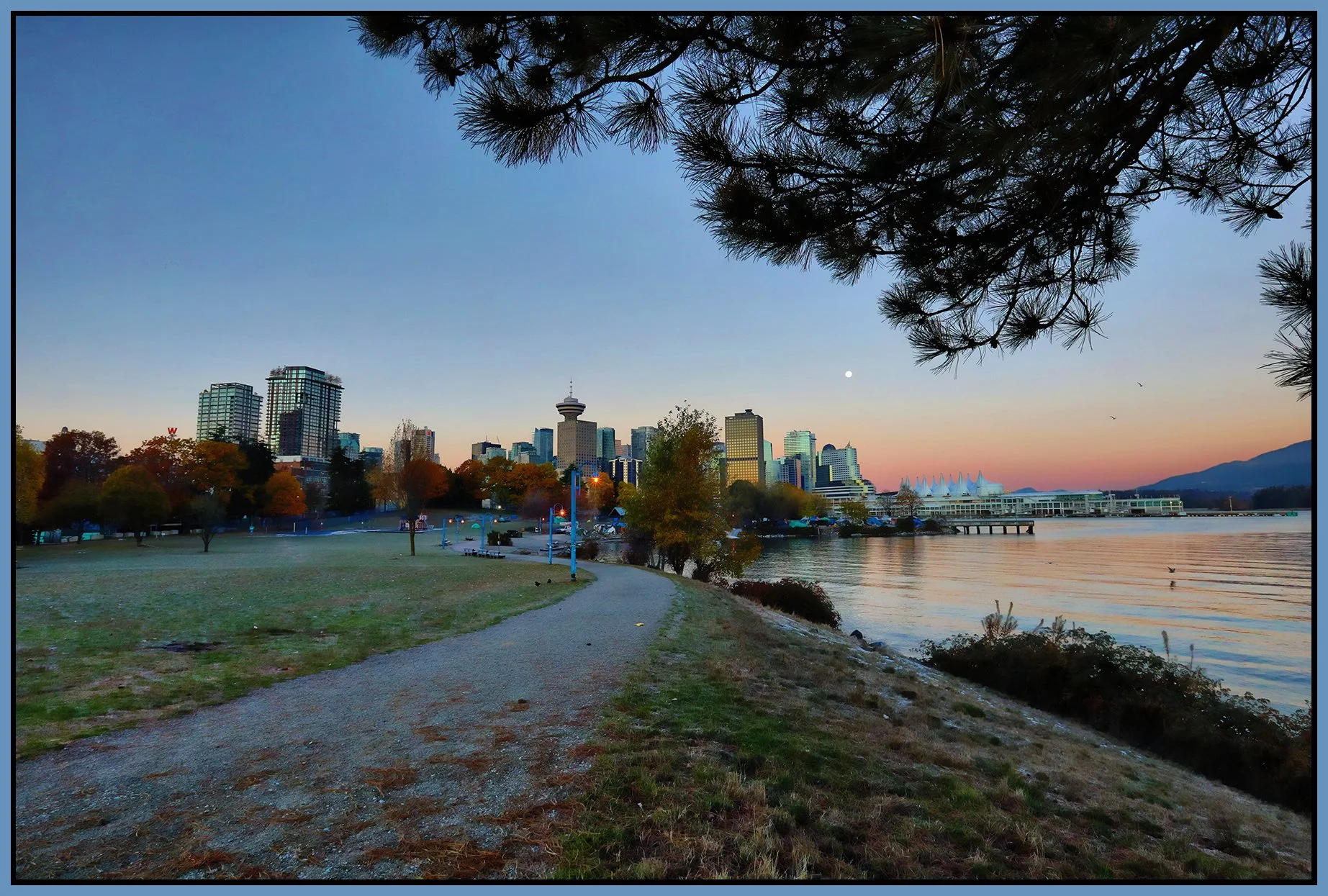 Vancouver from Crab Park_Nov 9_2022_HDR_5C5061_peSC_4x6s.jpg