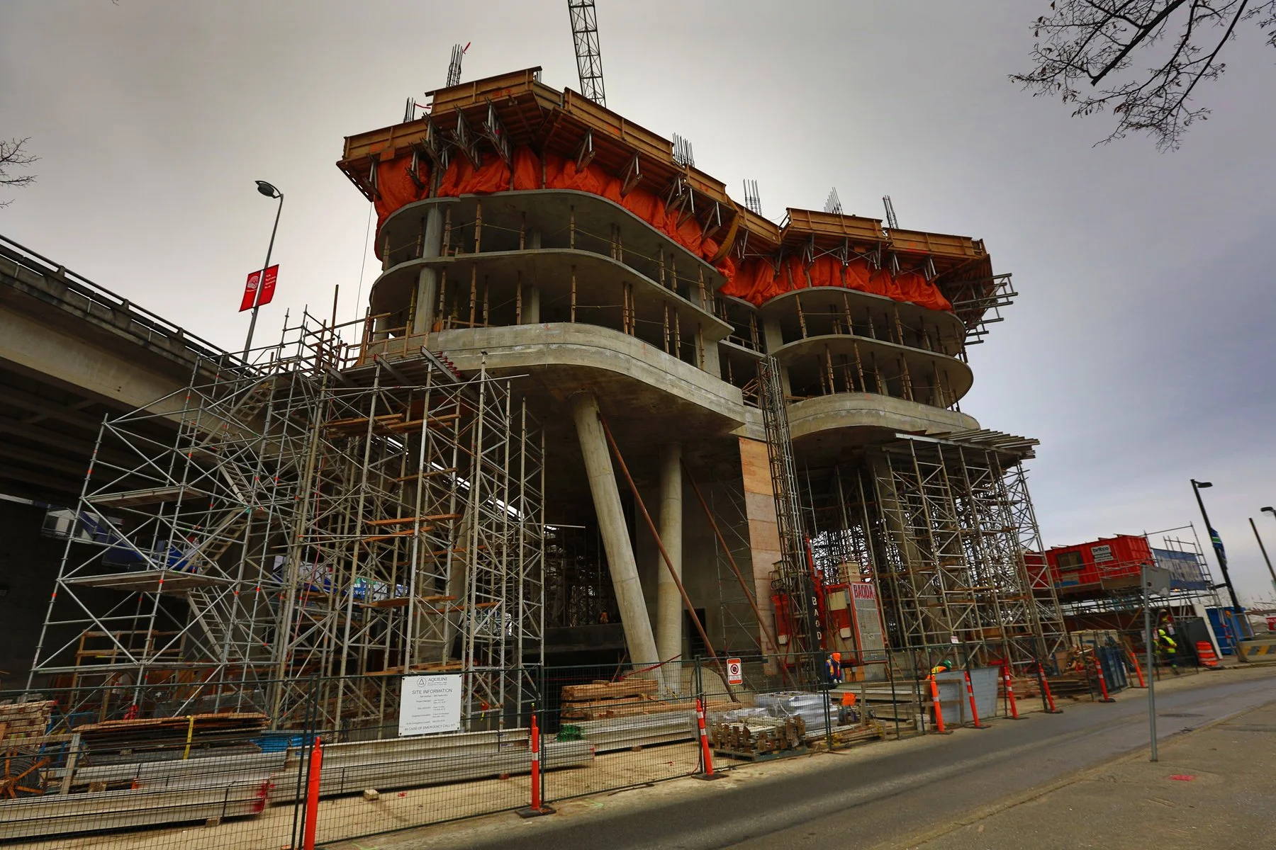 Pacific Blvd Const_Jan 11_2016_HDR_K4212_4x6.jpg