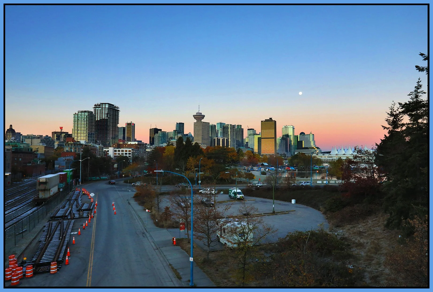 Main St Ramp LkgW_Nov 9_2022_HDR_5C5053_4x6s.jpg