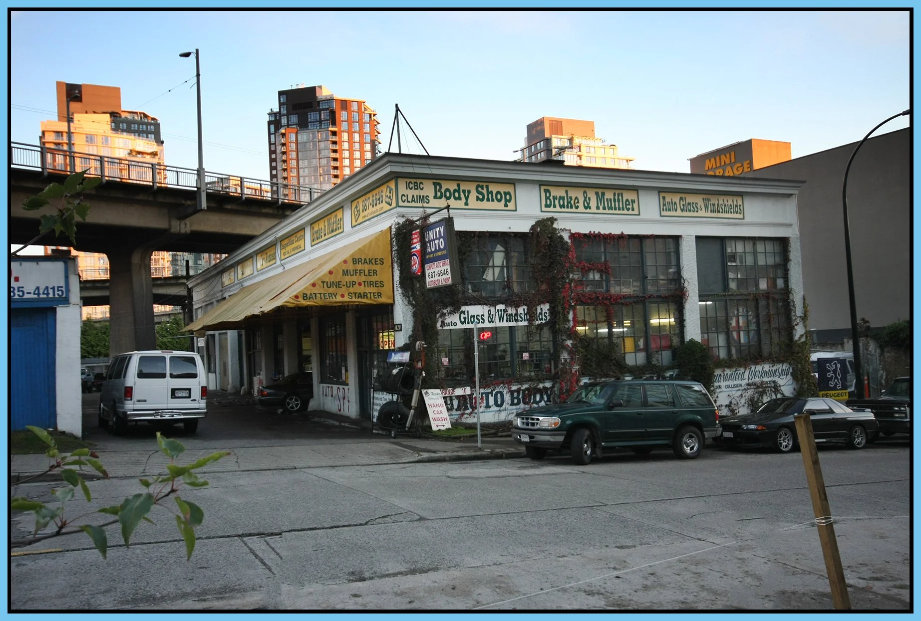 1420 Howe St_Unity Auto_Oct 4_2007_2511_4x6s.jpg