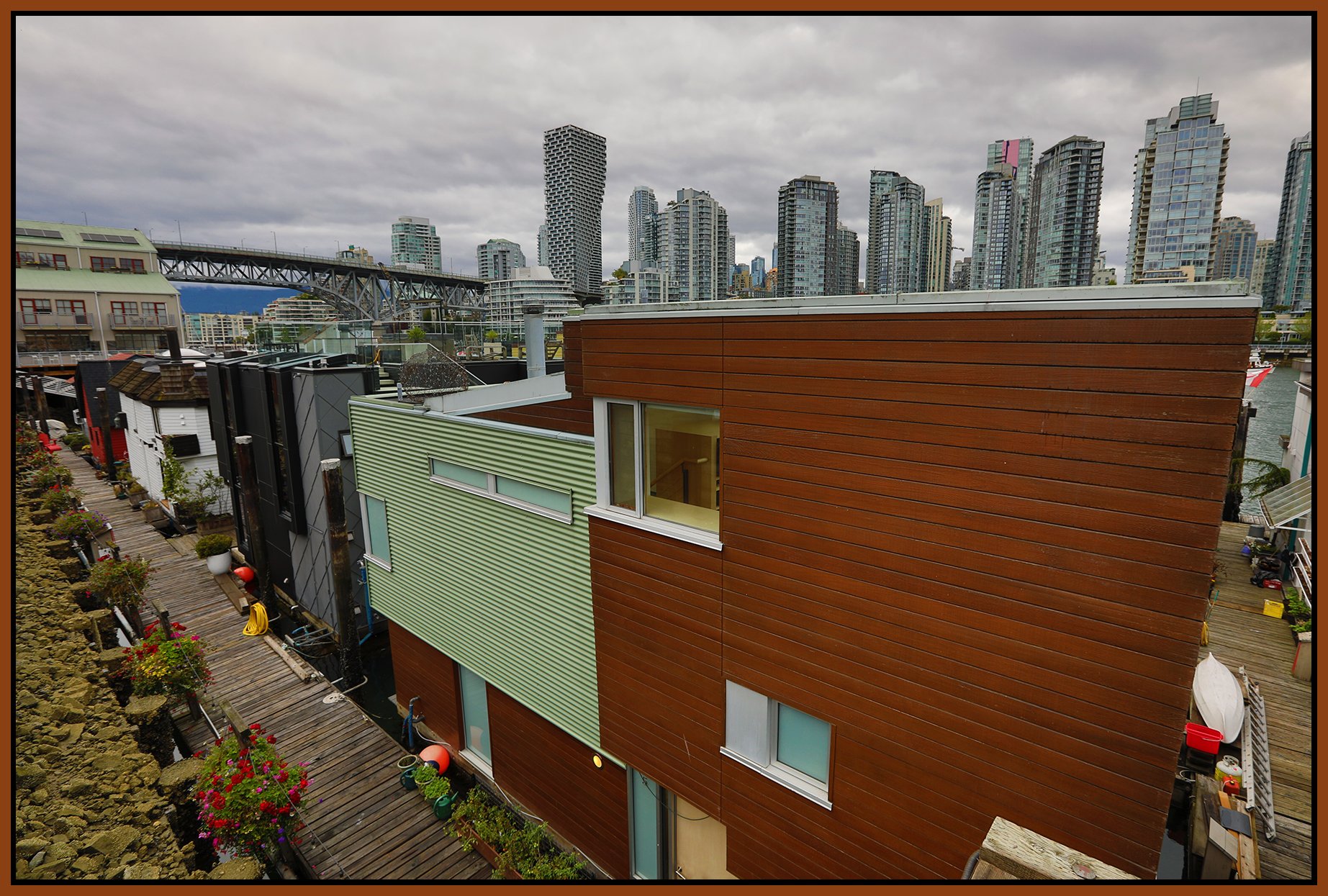 Granville Island LkgNW_Houseboats_Aug 18_2024_HDR_5E8462_4x6s.jpg