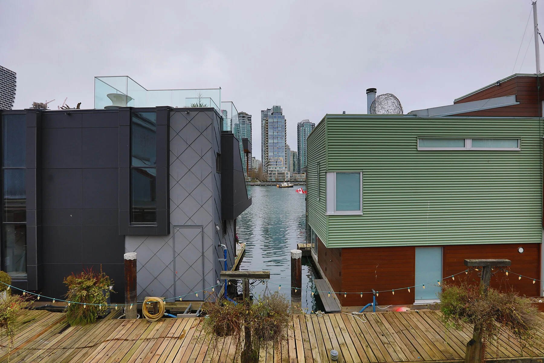 Granville Is House Boats_Feb 18_2021_HDR_5A1121_4x6.jpg