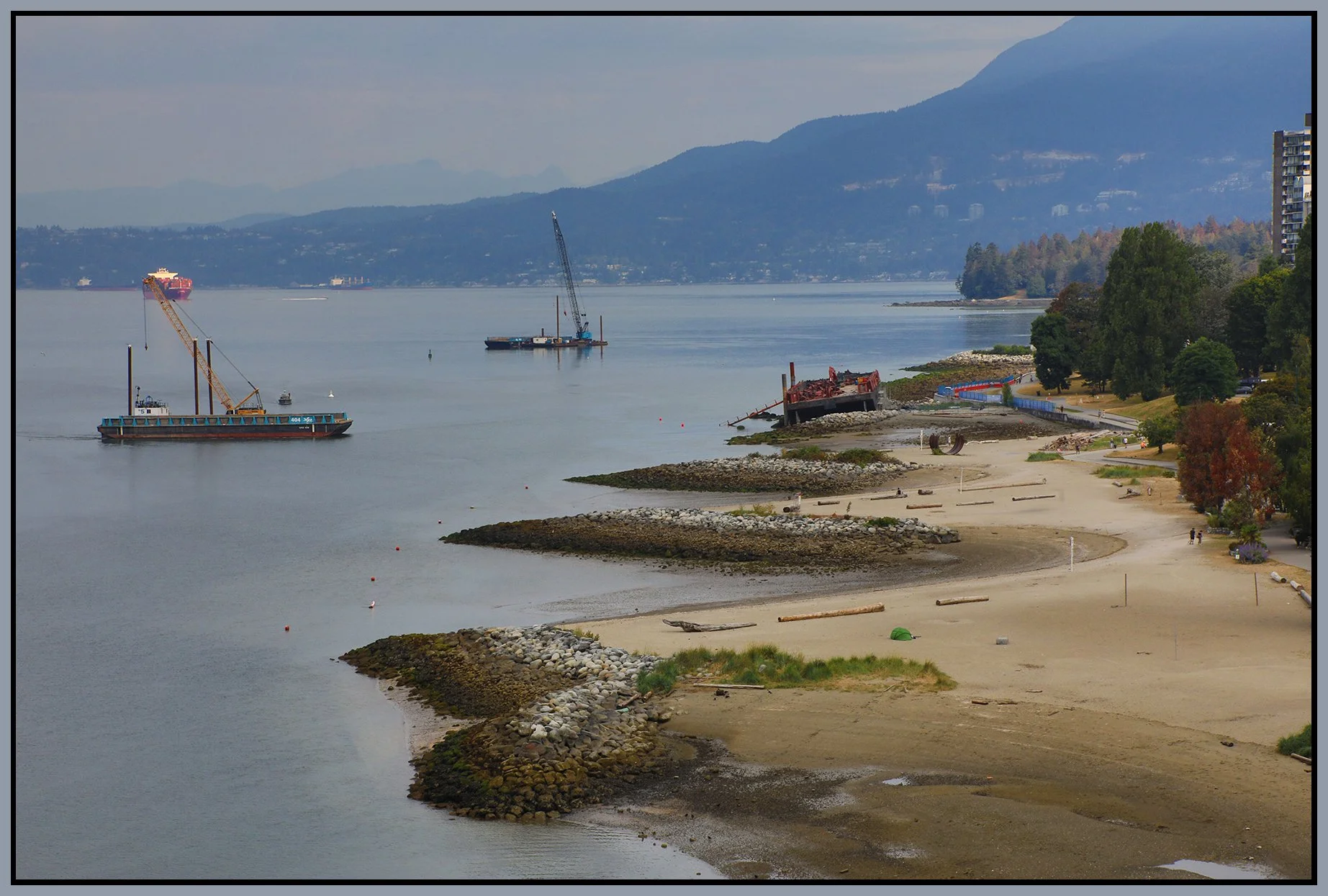 English Bay Barge_Aug 10_2022_HDR_4H1775_4x6s.jpg