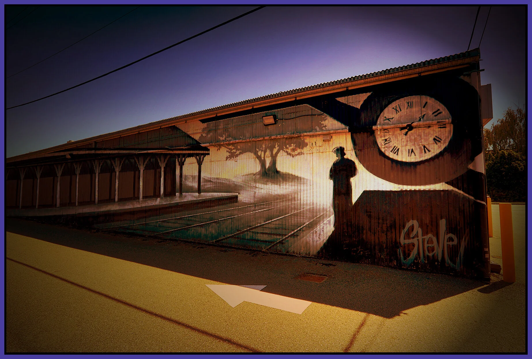 Renfrew Station Mural_May 21_2021_HDR_5A4899_peDehaze_Pop_NatB_IntnSunst_4x6s.jpg