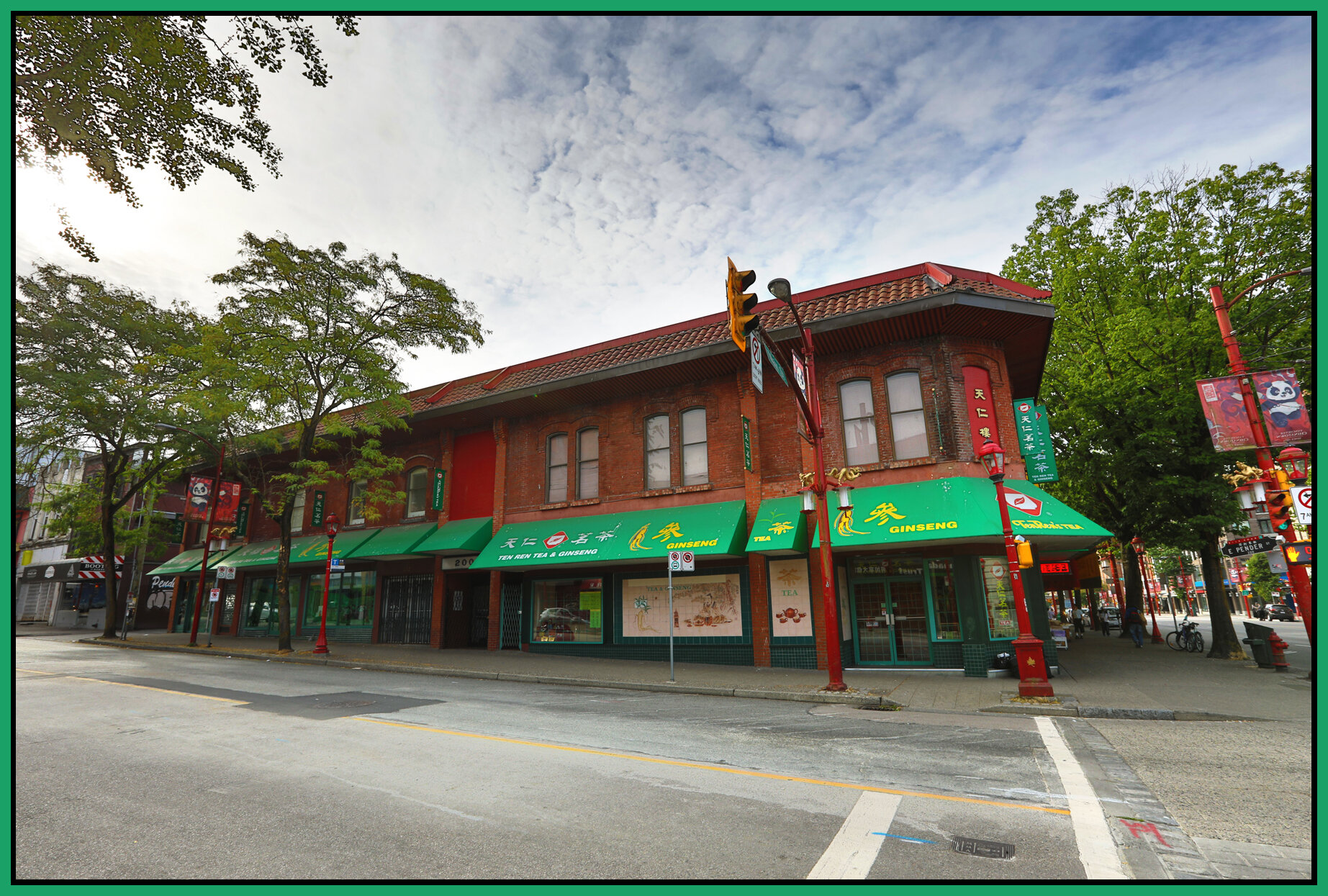 200 E Pender Chinatown_Aug 20_2017_HDR_B8008_4x6s.jpg