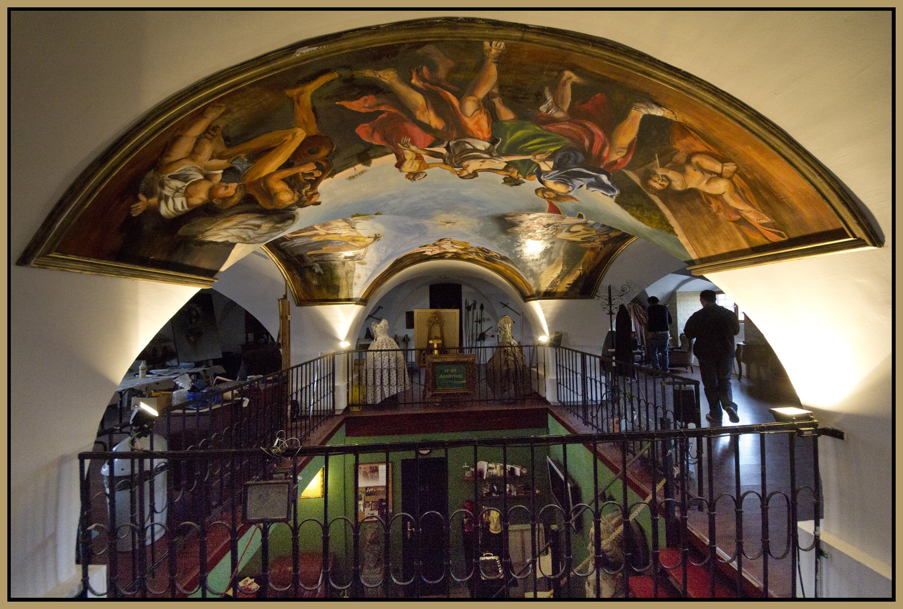 Váci müvészi studió_Oct 22_2011_4588_4x6s.jpg