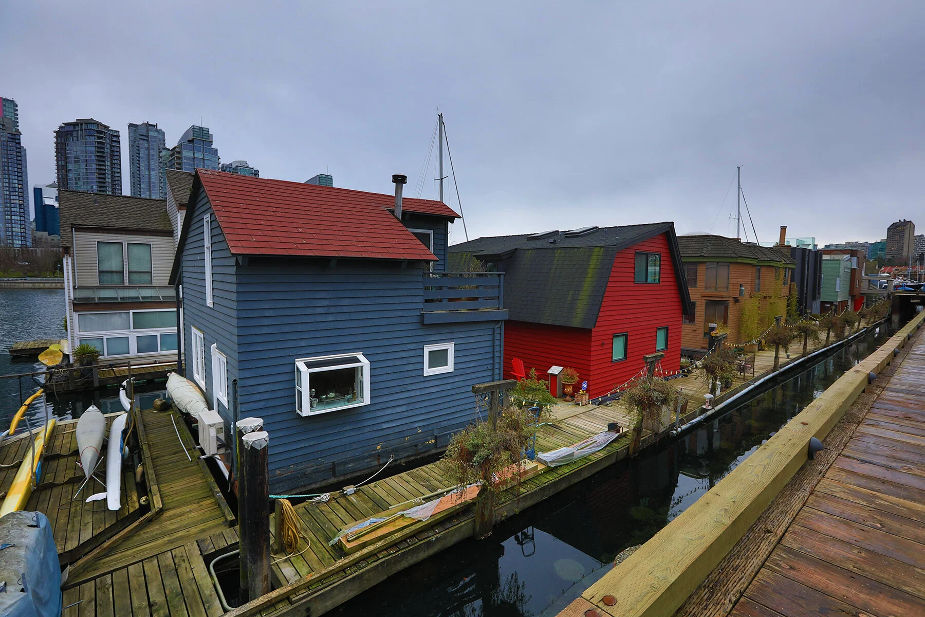 Granville Is House Boats_Feb 18_2021_HDR_5A1161_4x6.jpg