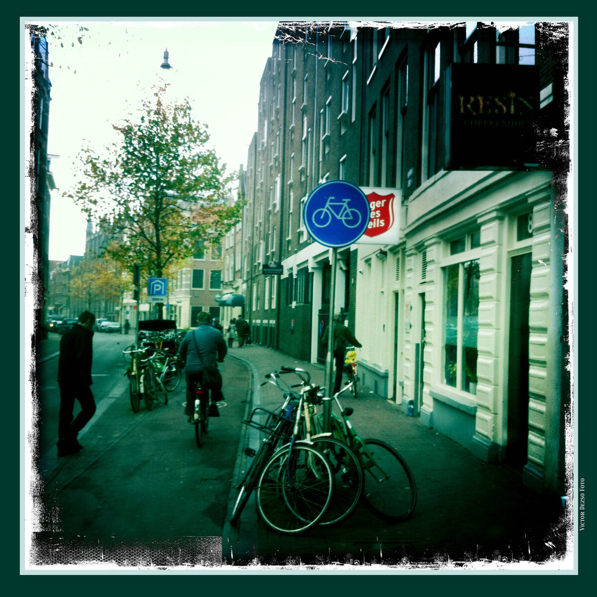 Amsterdam_Nov 8_2011_1561_4x4.jpg