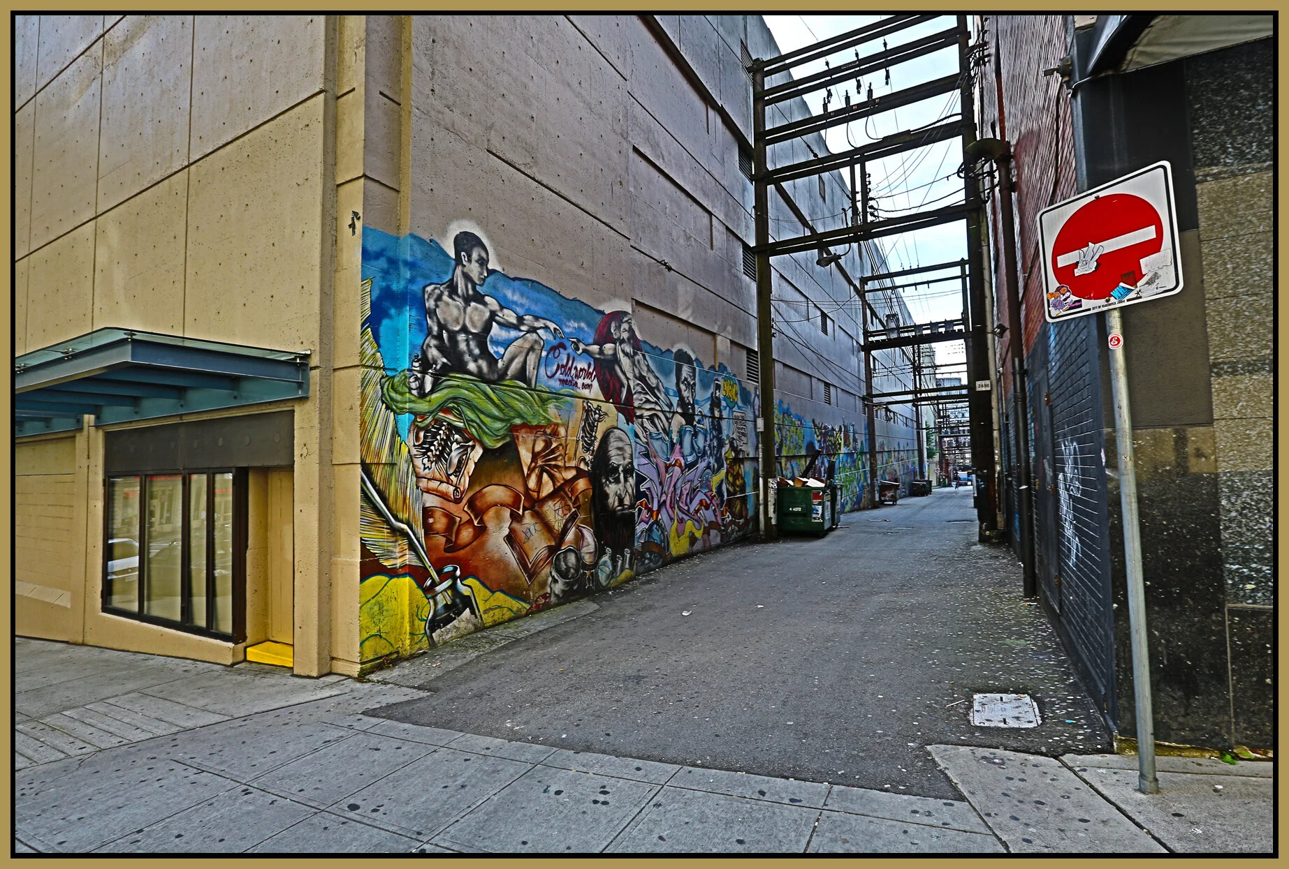 Alley Art Mural_Jul 16_2012_HDR_C1013_4x6s.jpg