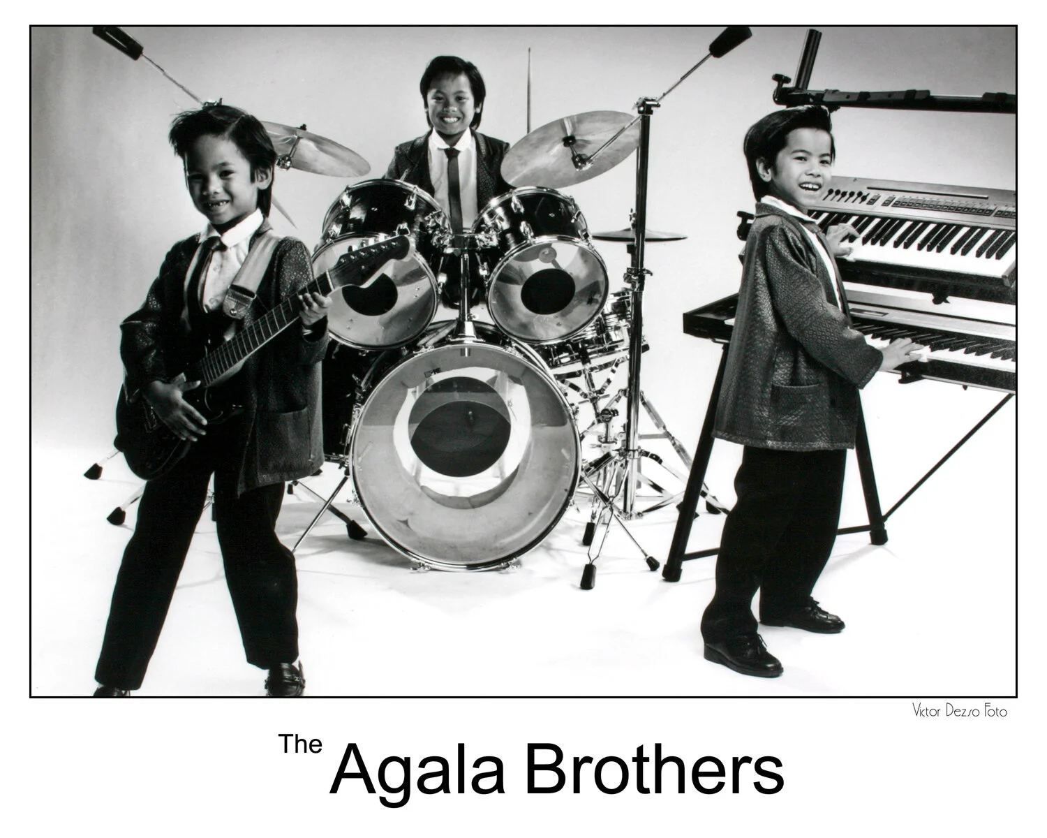 The Agala Brothers_4278_s.jpg