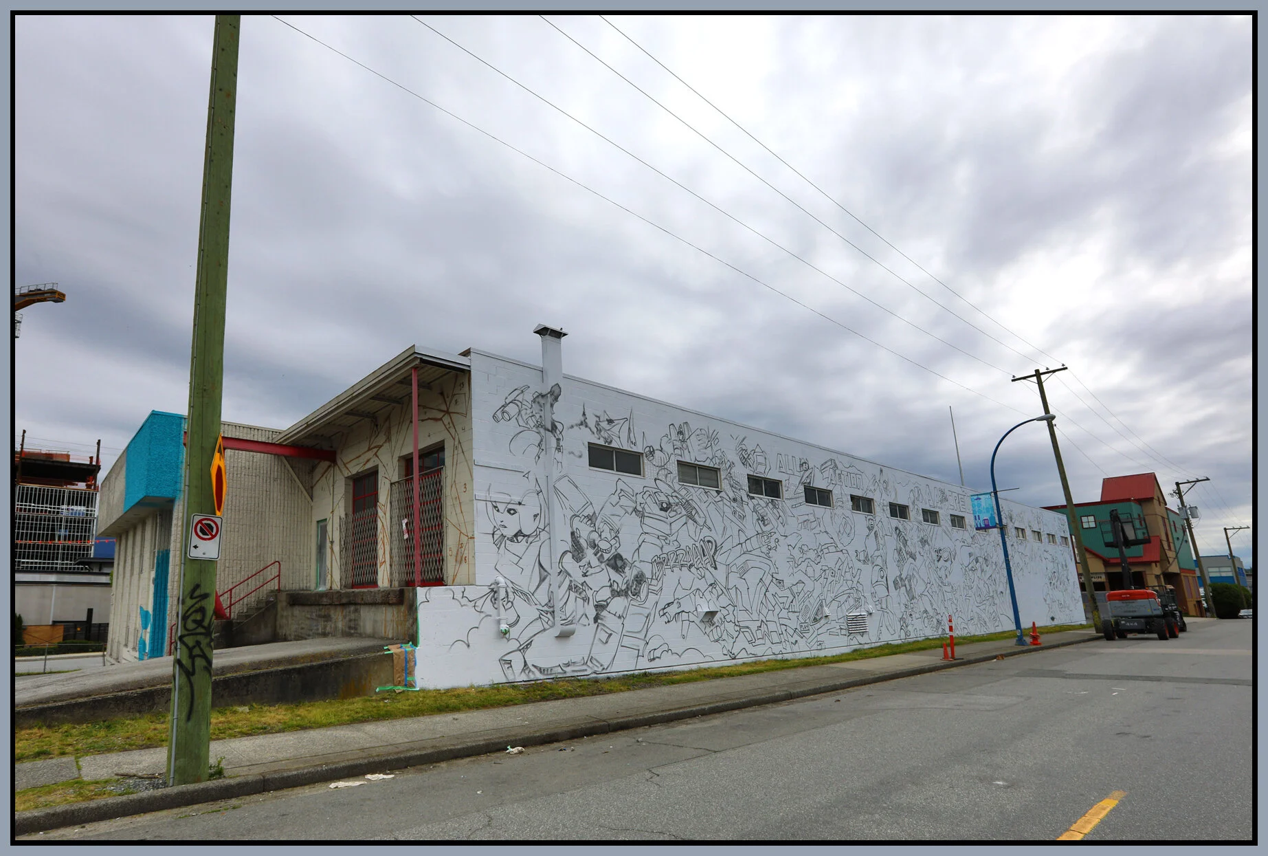876 E Cordova Mural_Jun 17_2017_HDR_A2409_4x6s.jpg