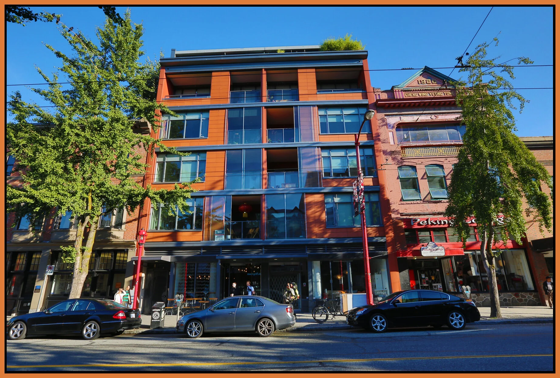 Chinatown_Sep 18_2012_HDR_C1644_4x6s.jpg