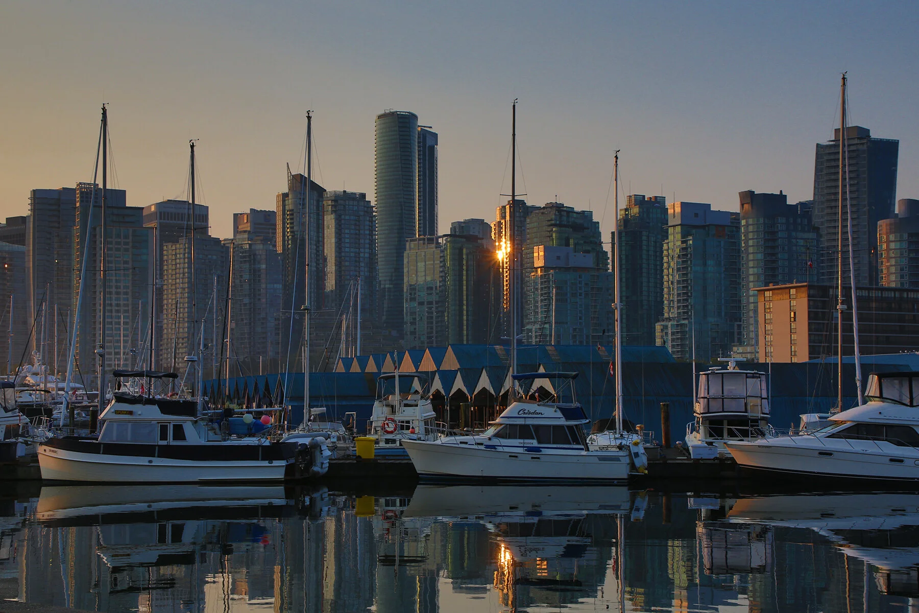 Coal Harbour Boats Vancouver_Oct 2_2020_HDR_3B3893_4x6.jpg