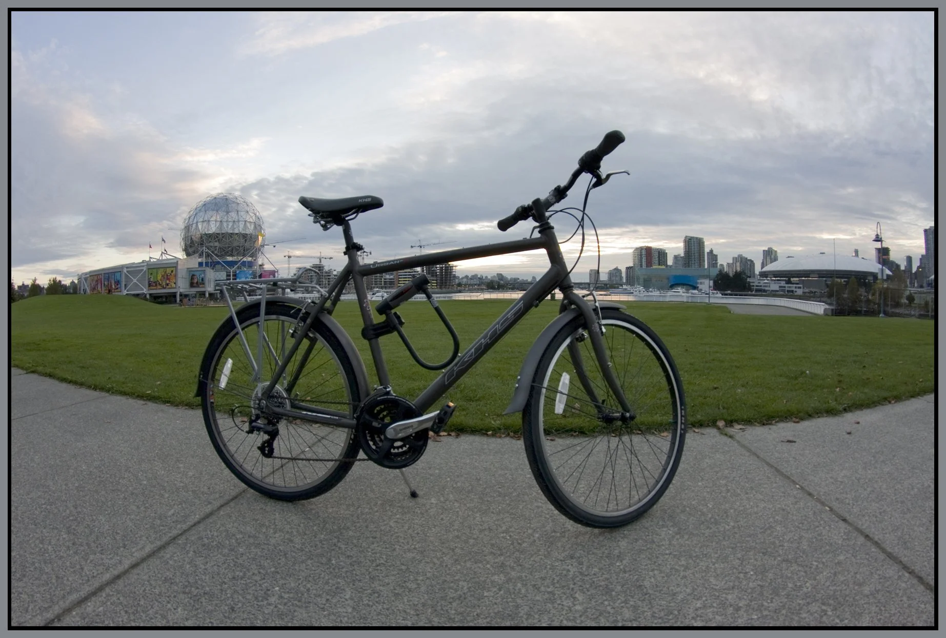 Bike KHS_Oct 12 08_5908_4x6s.jpg