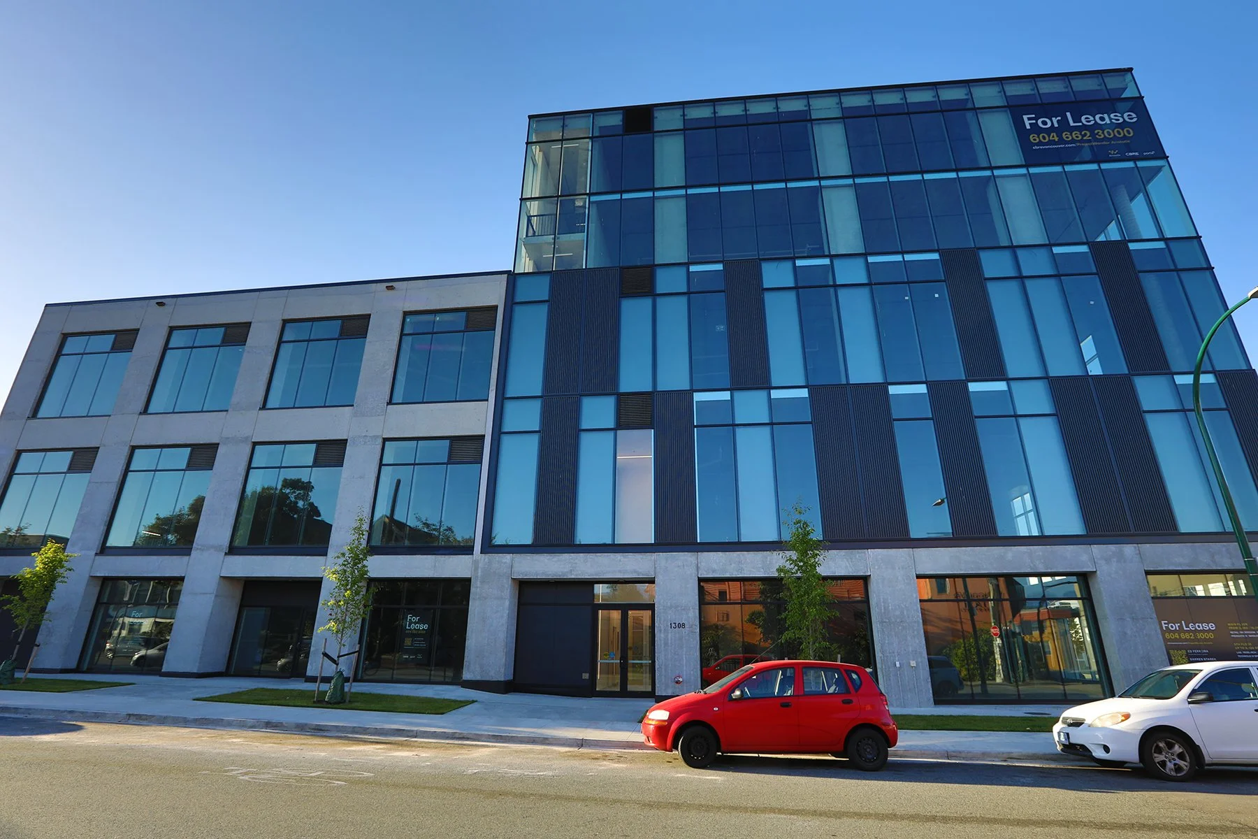 1308 Adanac St_Sep17_2023_HDR_5C6154_4x6.jpg
