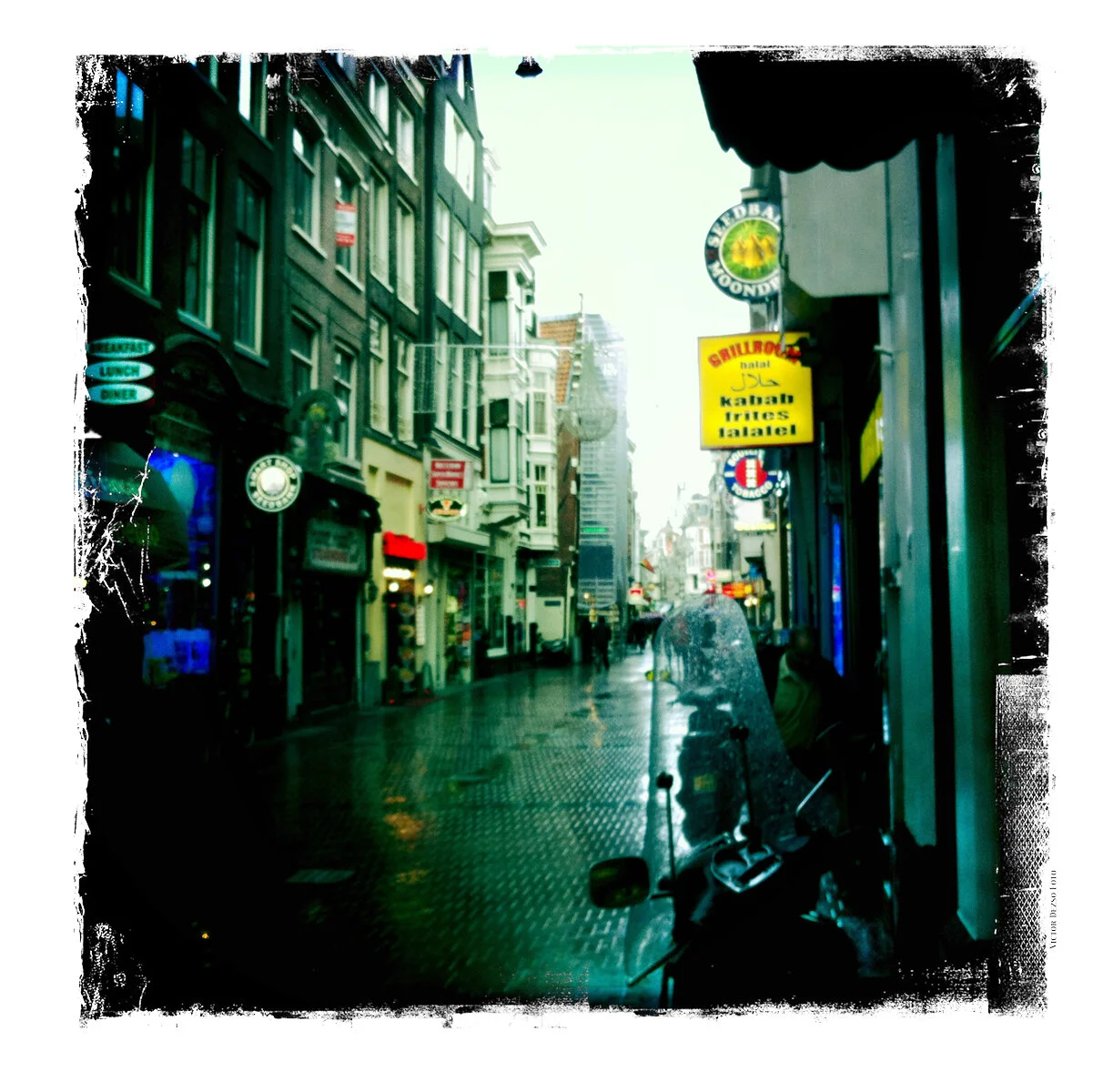 Amsterdam_Oct 18_2011_0409_4x5s.jpg