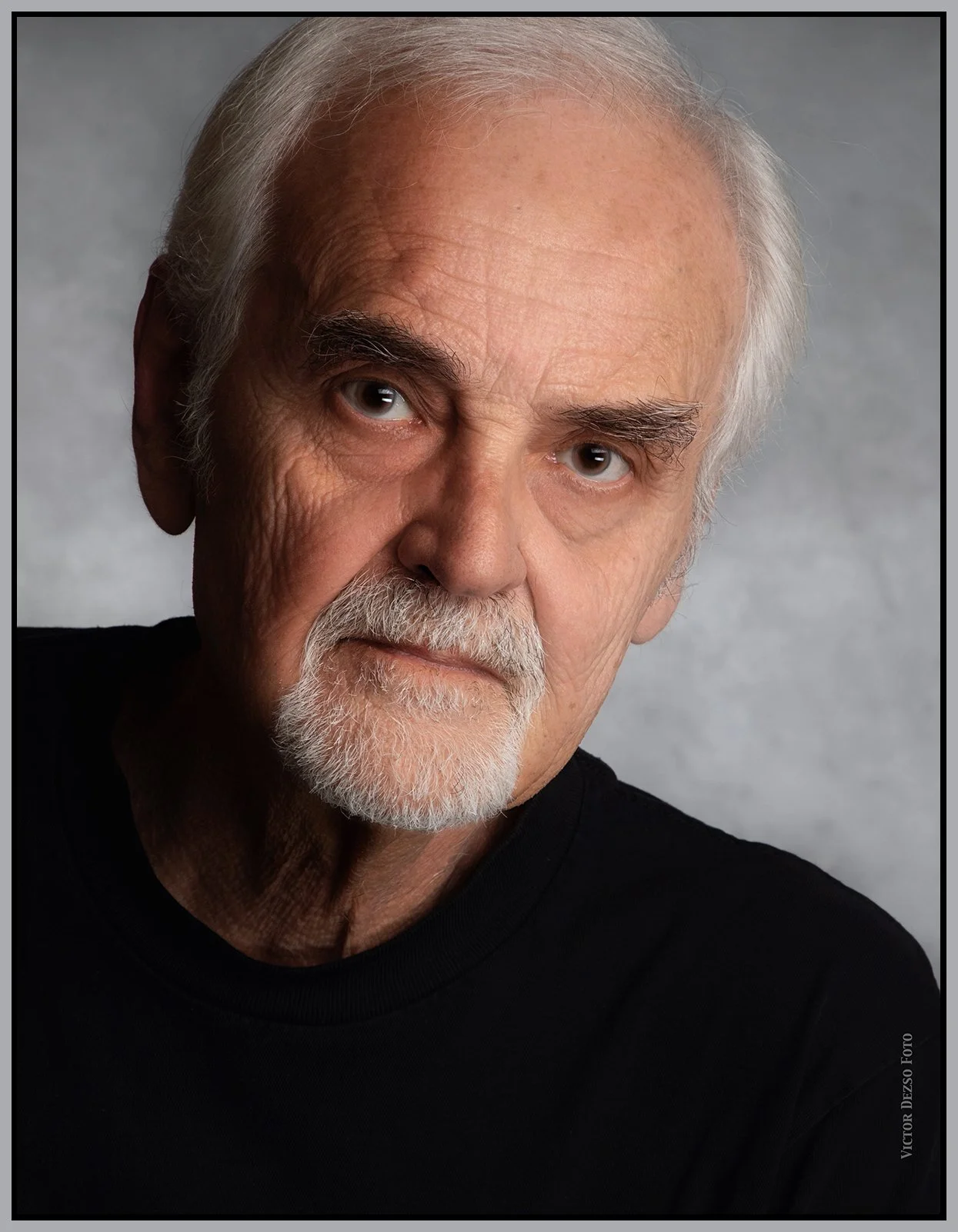 Victor D.Sep 11_2024_CR2_4J3753_pp_peSoftblur_2014Subtlehdr_1_4x5s.jpg