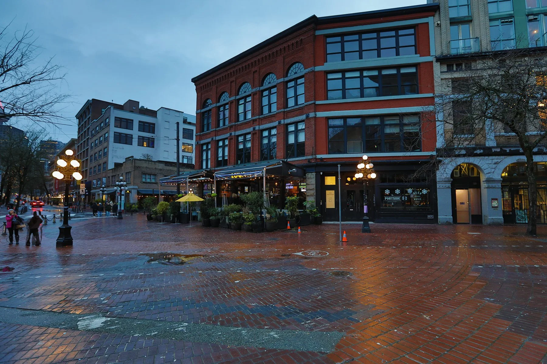 Gastown Maple Tree Square_Jan 3_2026_HDR_4K6978_4x6.jpg
