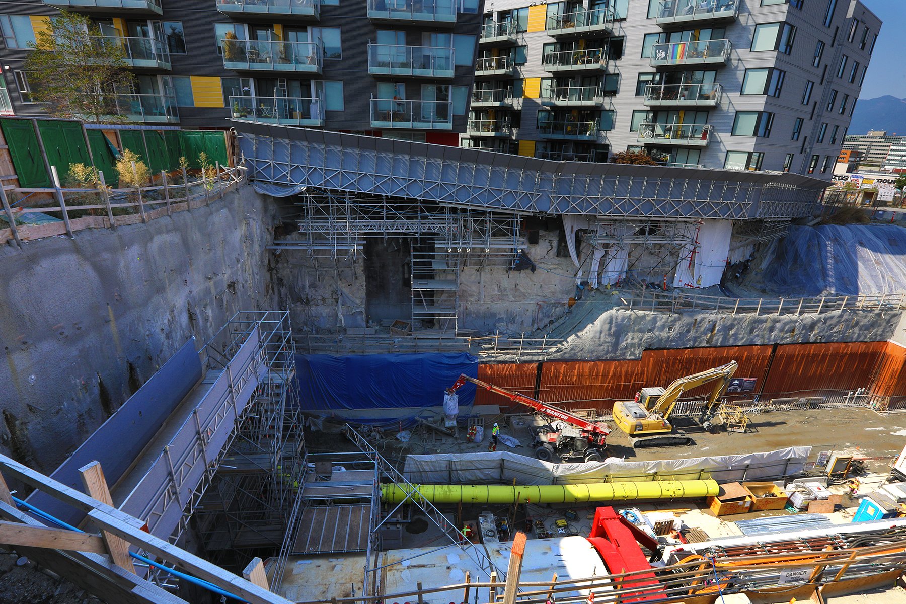 GNW Skytrain Const_Aug 31_2022_HDR_5B6971_4x6.jpg