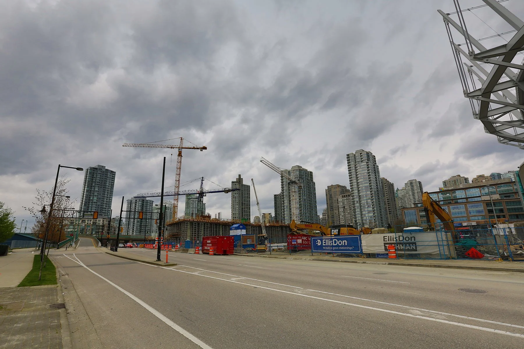 Vancouver Casino Const_Apr 3_2015_HDR_F9663_4x6.jpg