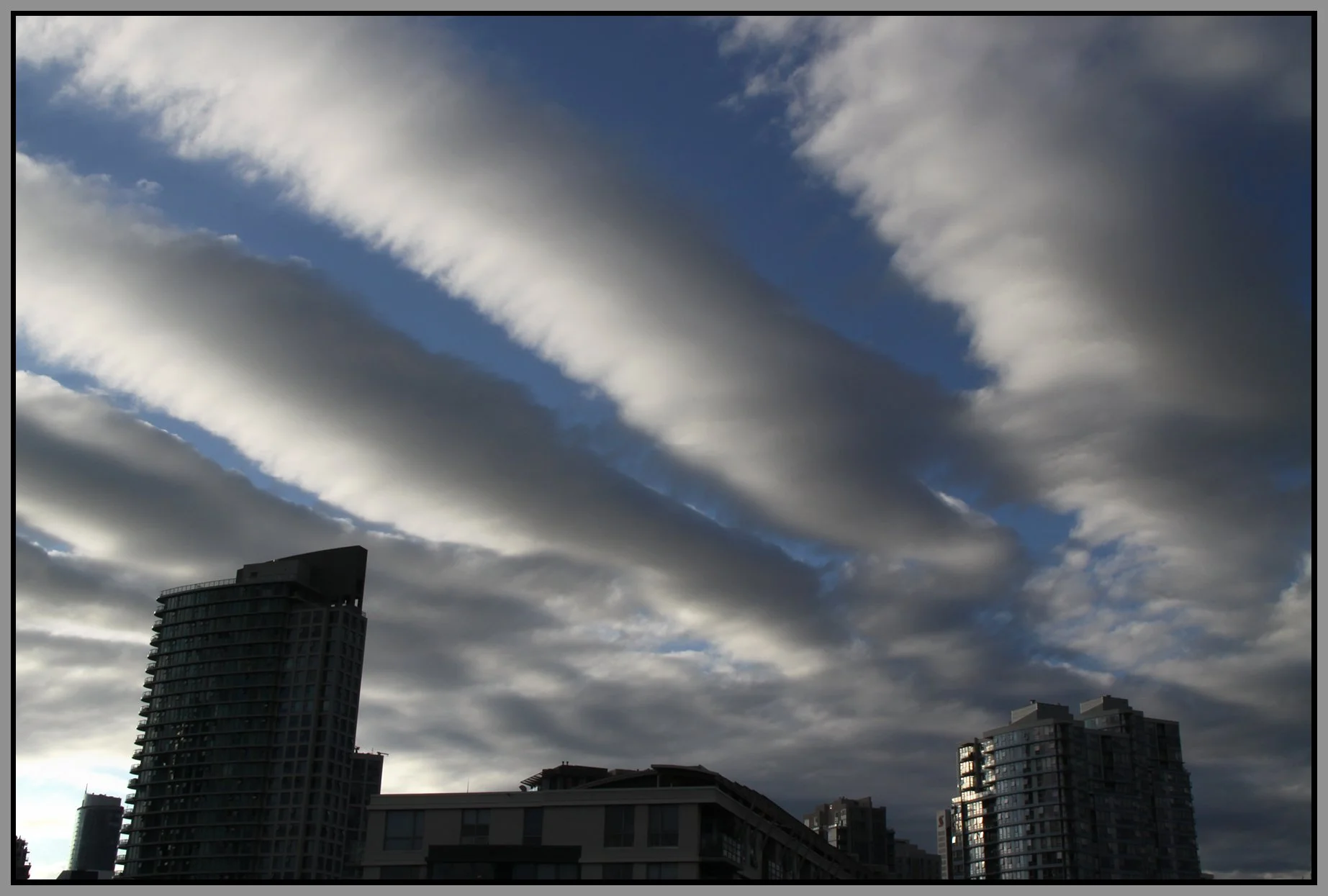 Clouds_Jul 11_2010_8494_4x6s.jpg