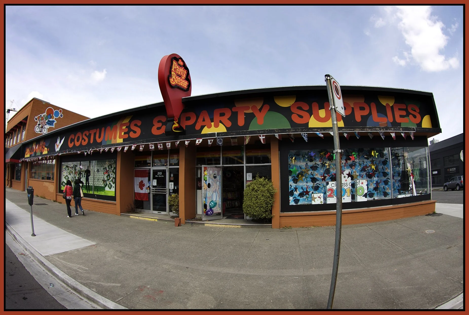 215 W 2nd Ave_Party Bazaar_May 12_2010_2399_2_4x6s.jpg