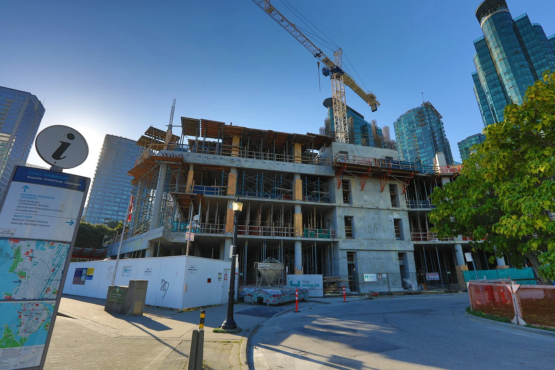 Coal Harbour Const_HDR_5C6130_4x6.jpg